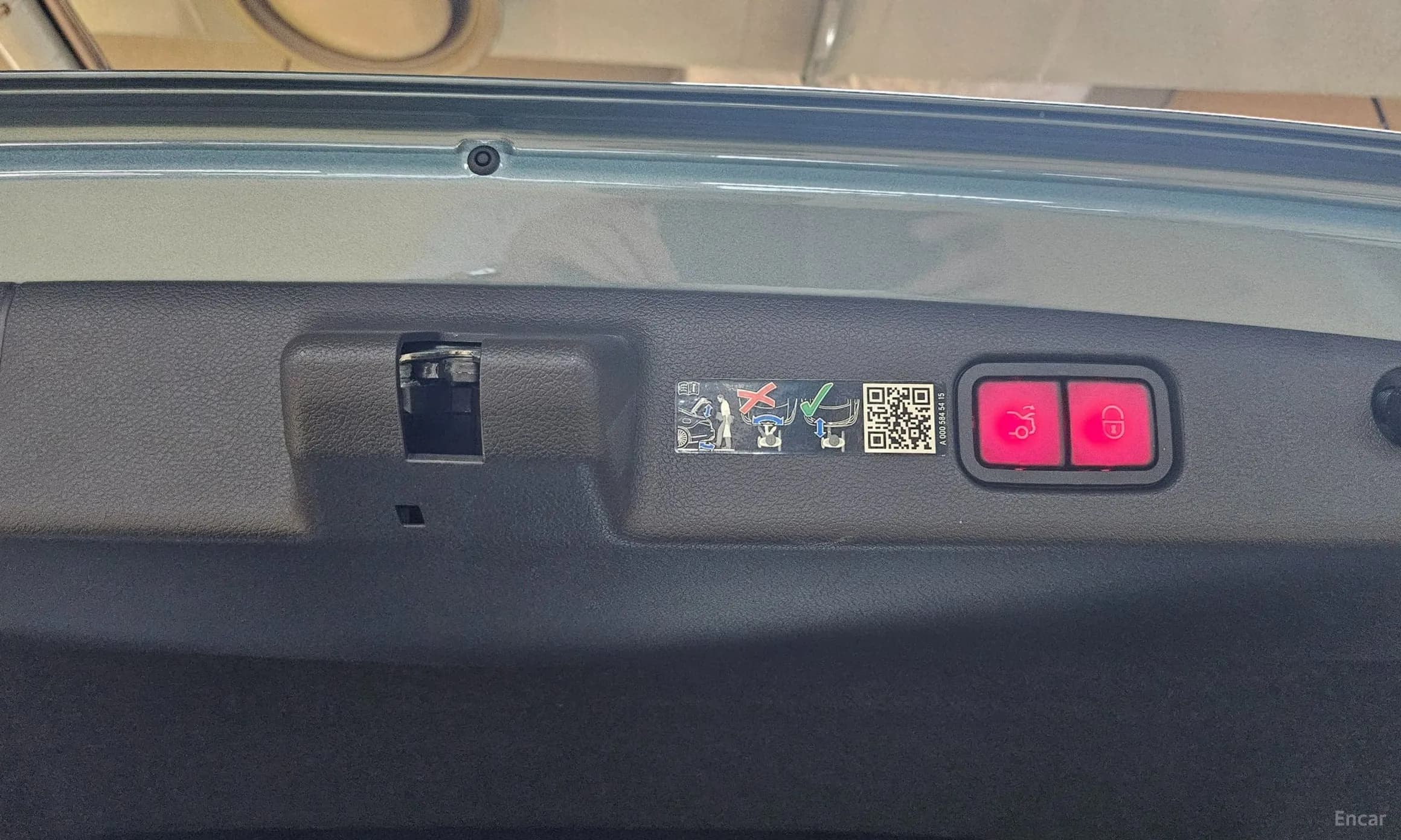 E-Class W214