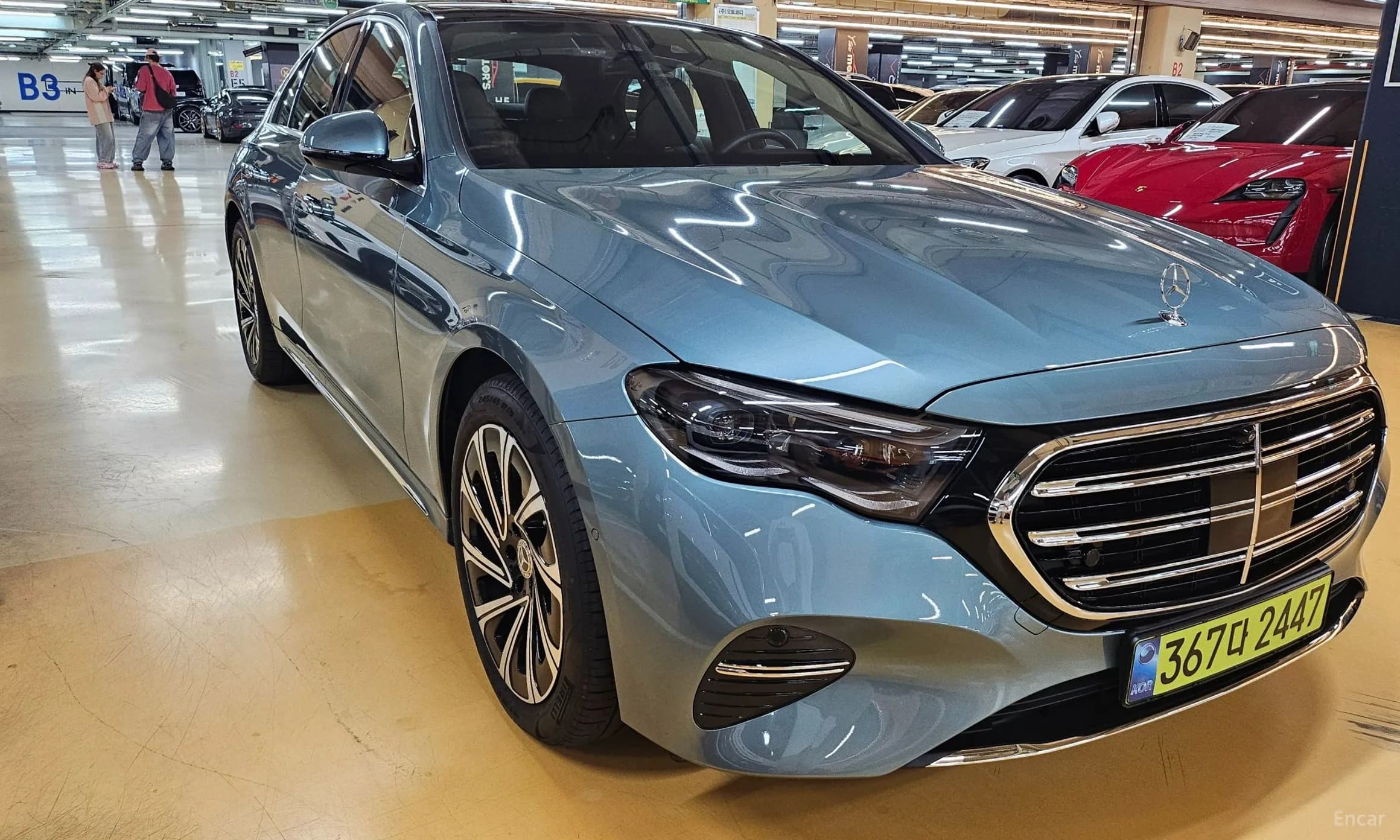 E-Class W214