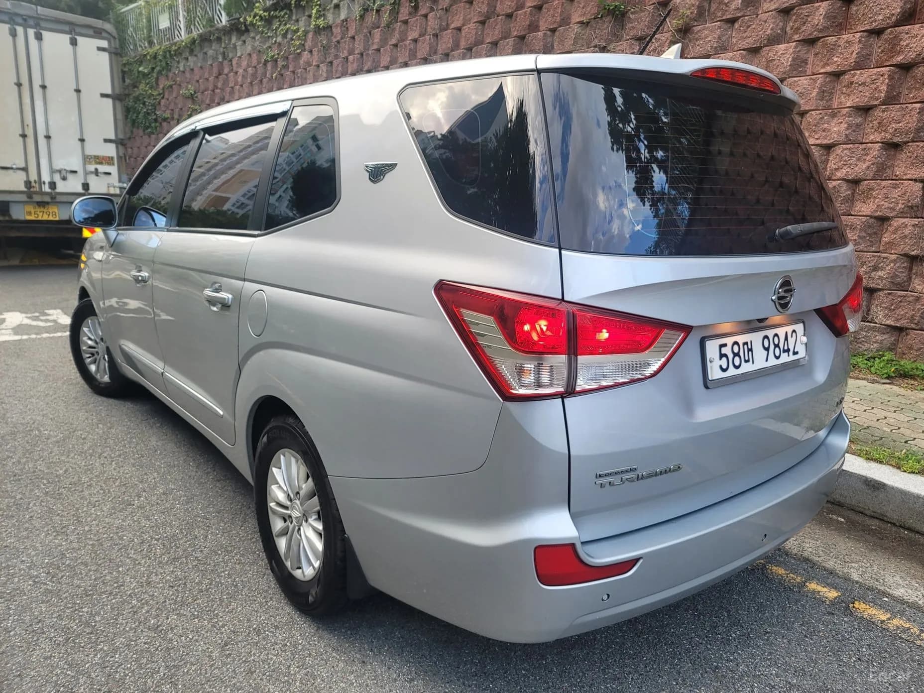 Korando Turismo