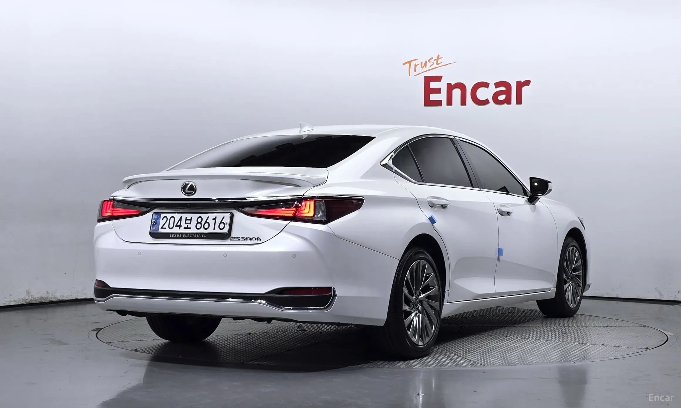 ES300h 7th Generation