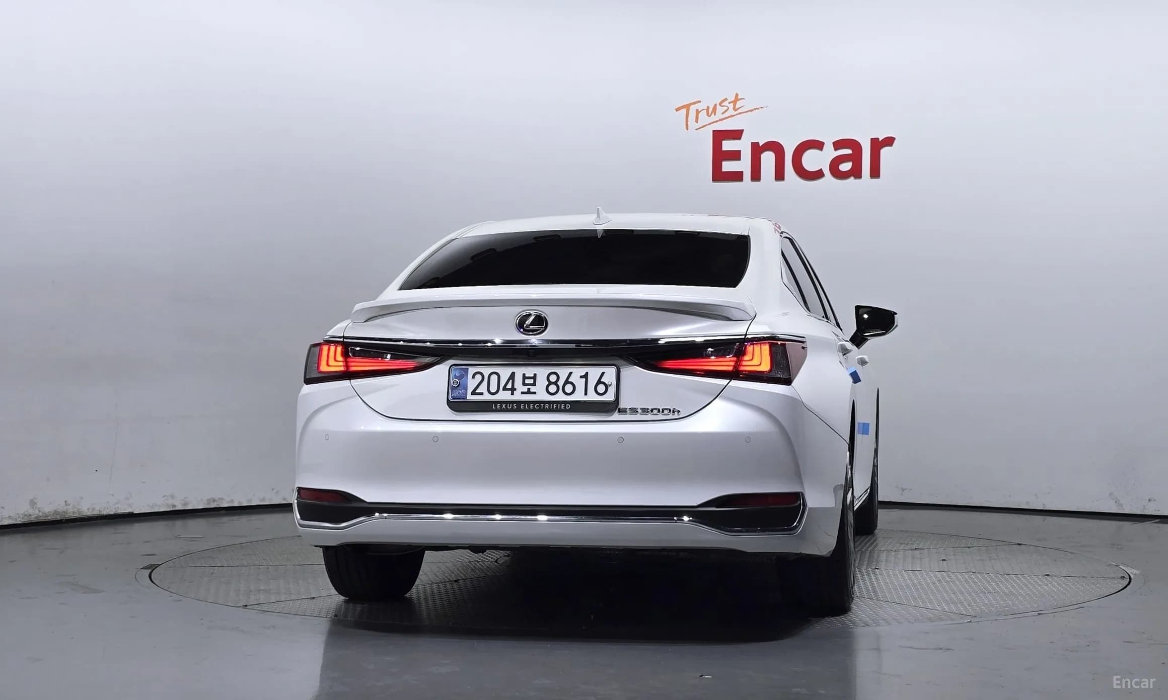 ES300h 7th Generation