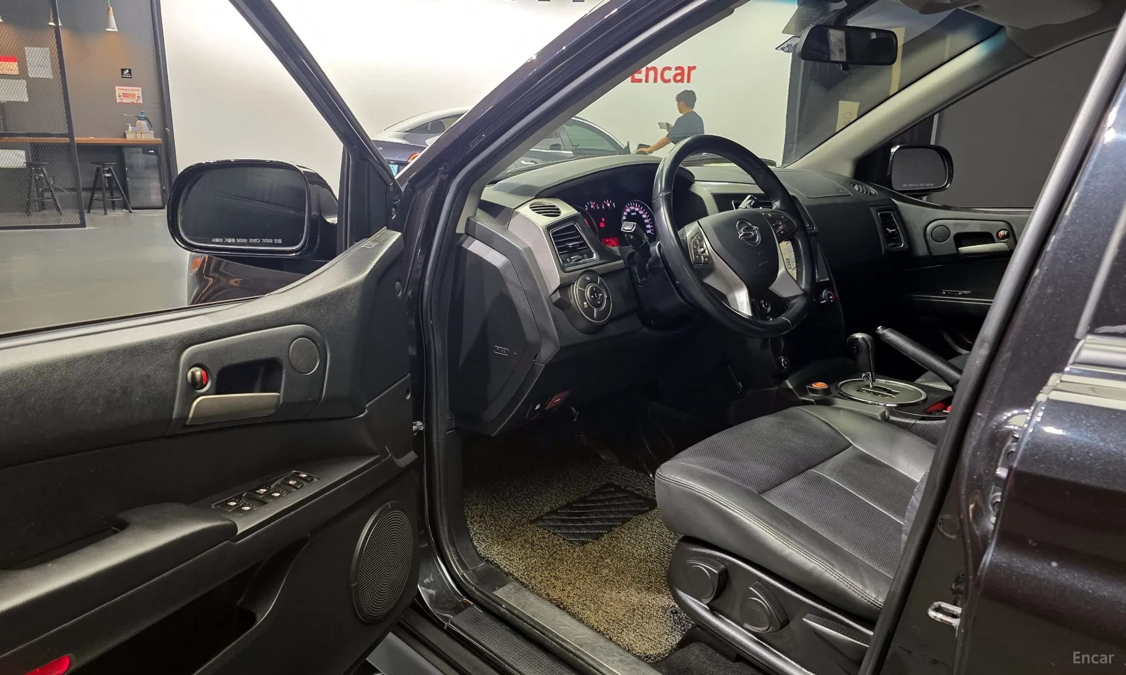 Korando Sports