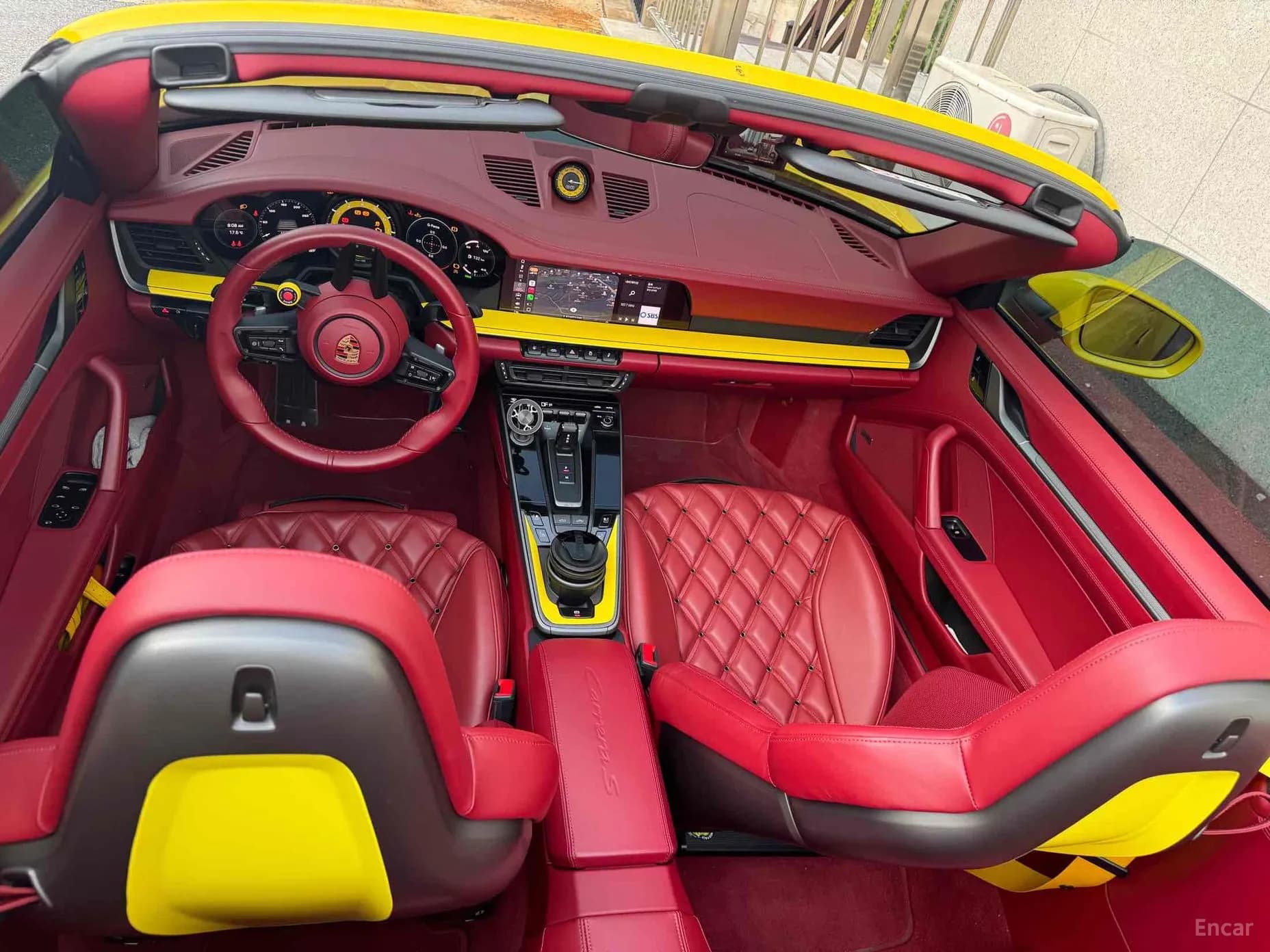 911 (992)