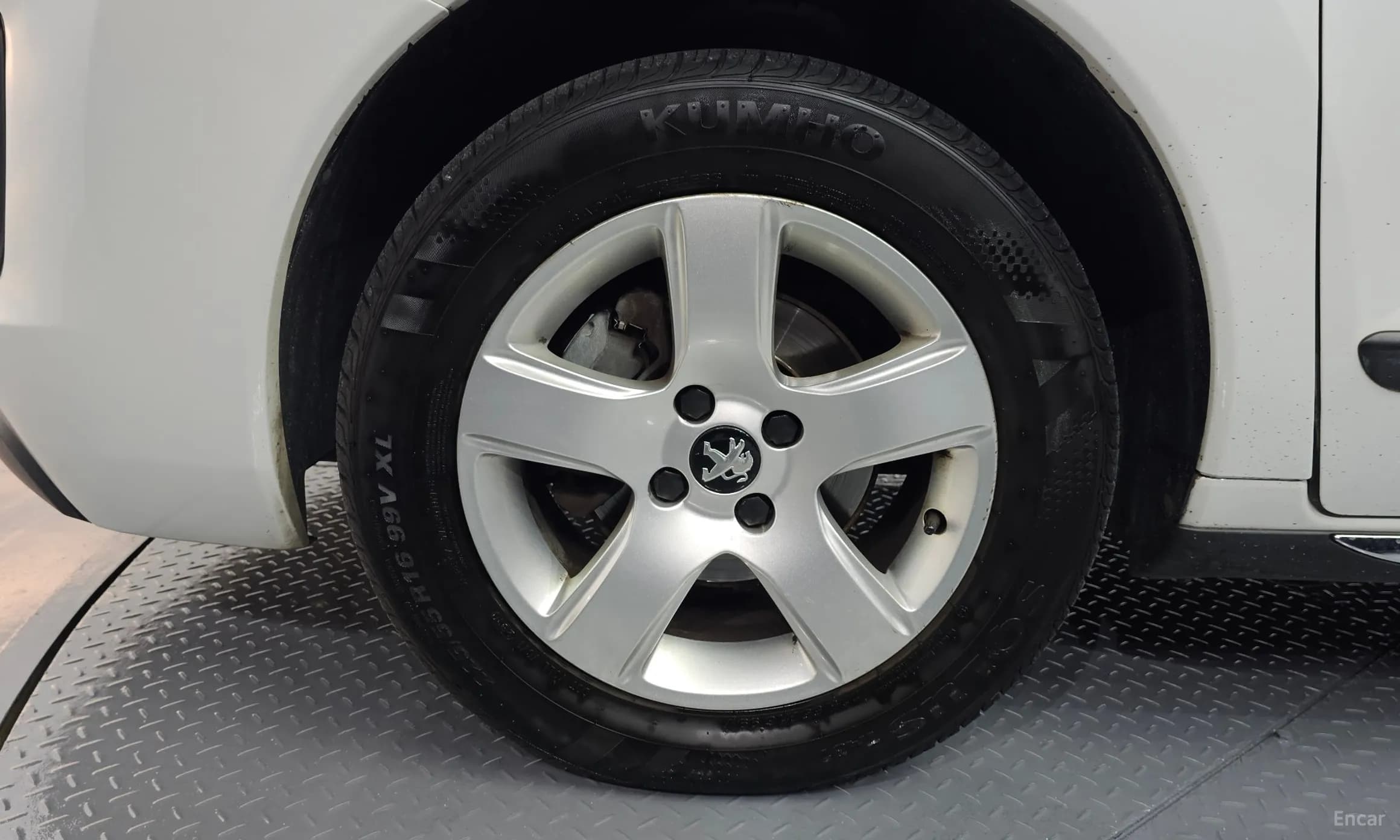 m1Bw200E2YqeygG33_dc2:3007