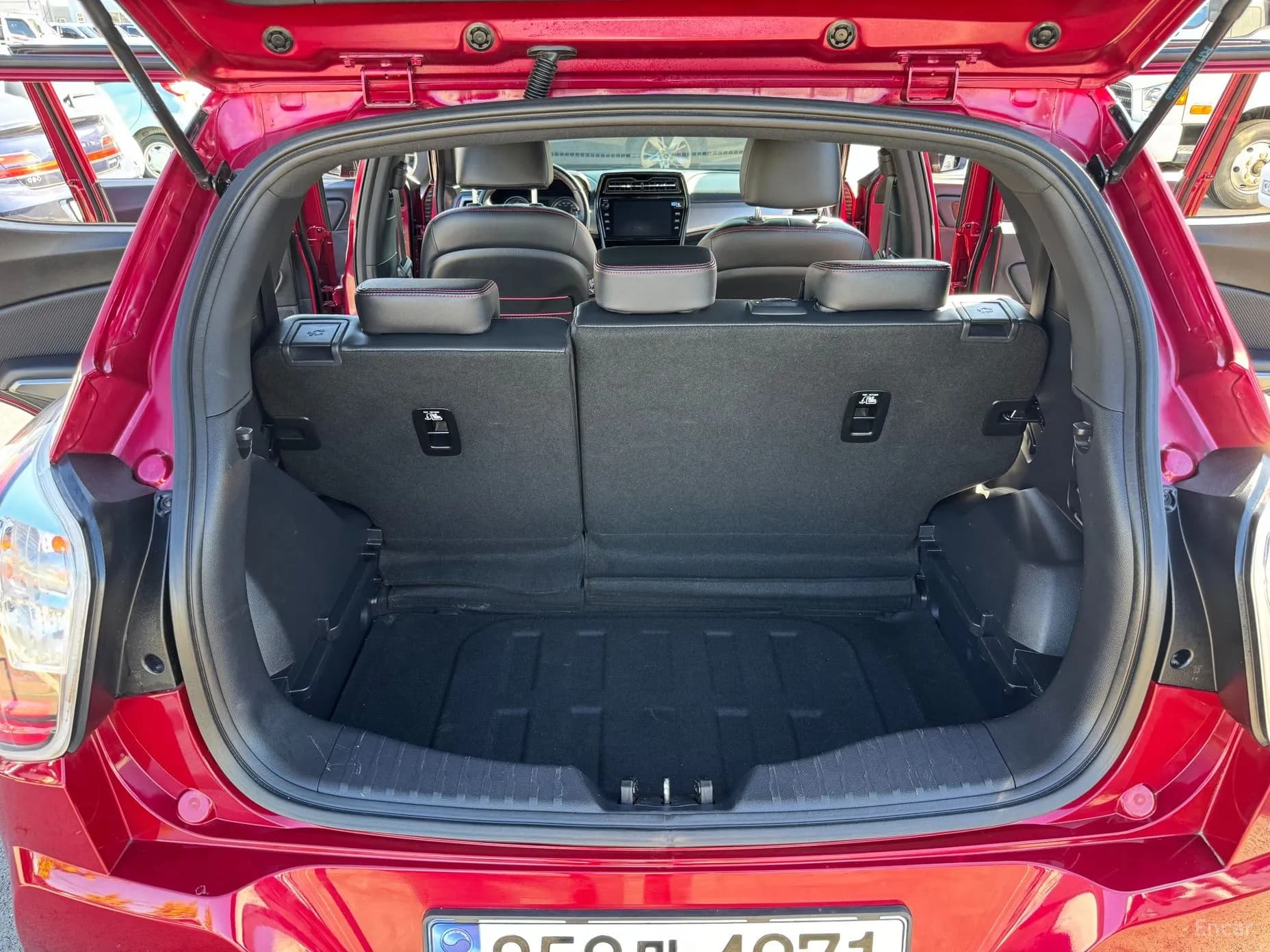 Berry New Tivoli