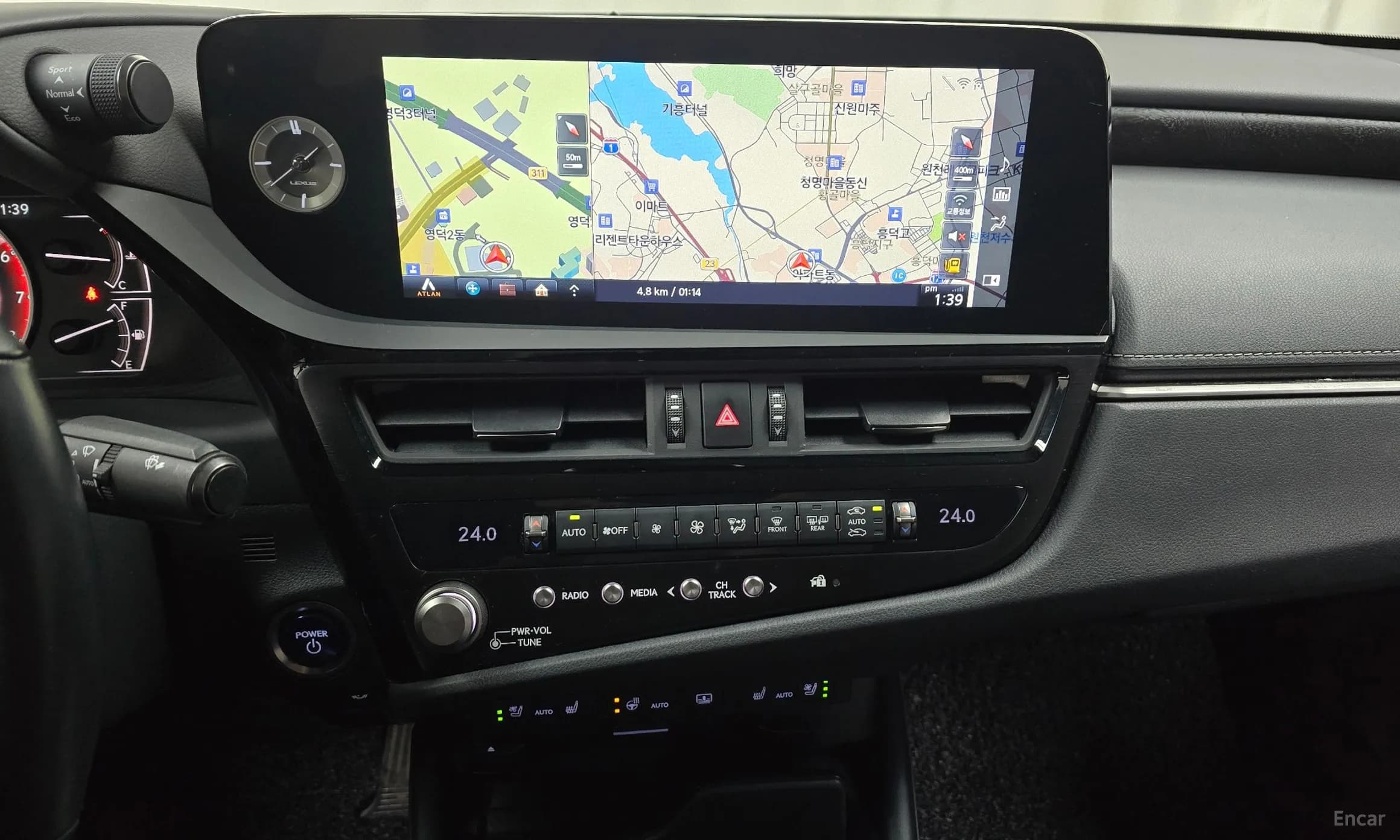 ES300h 7th Generation