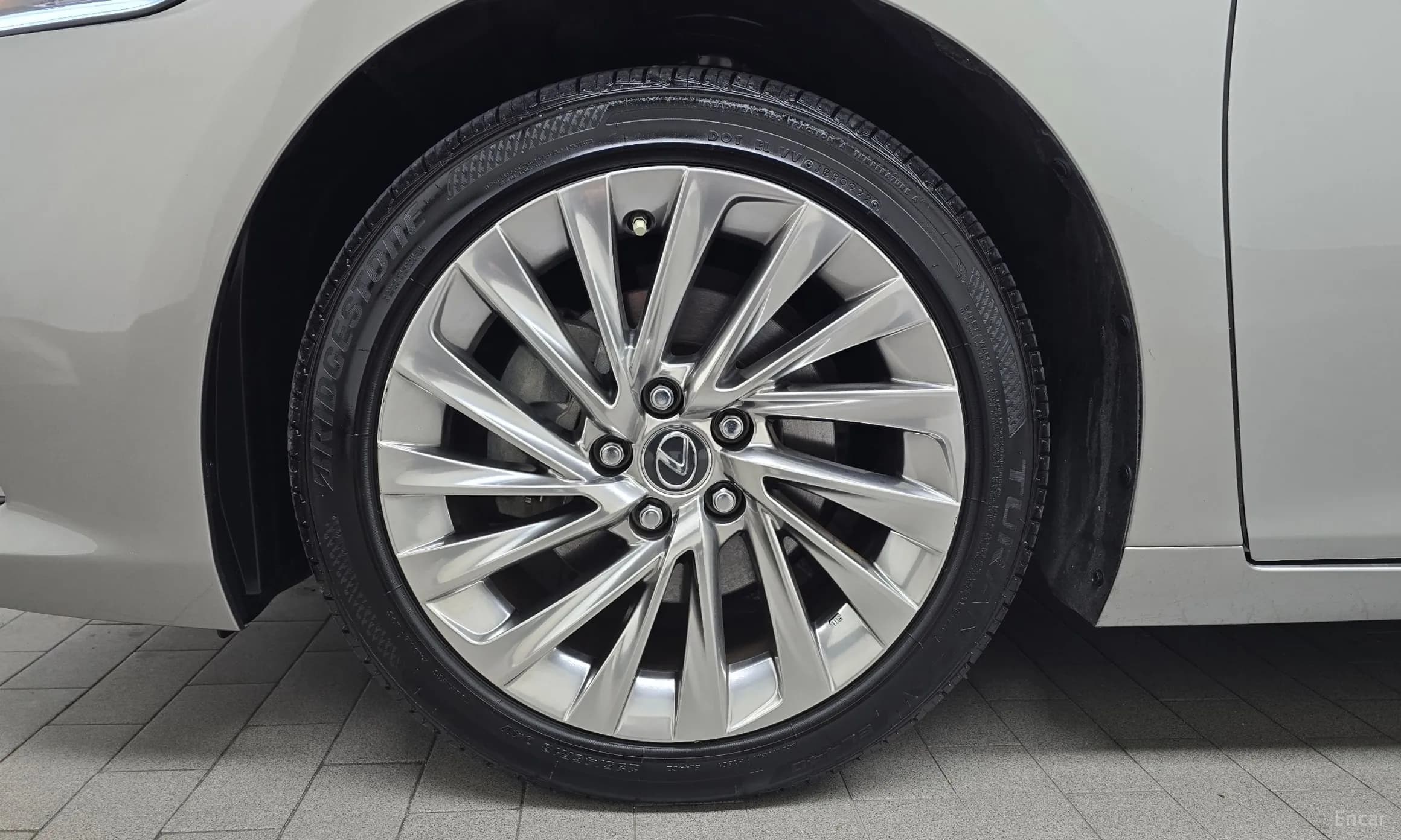 ES300h 7th Generation