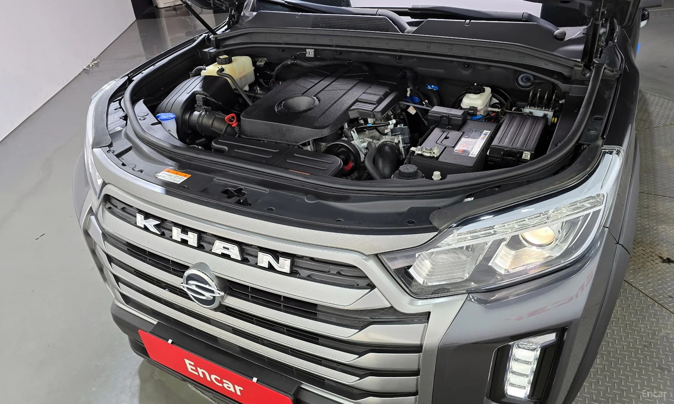 Rexton Sports Khan