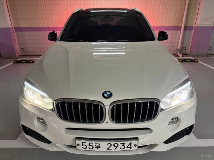 X5 (F15)