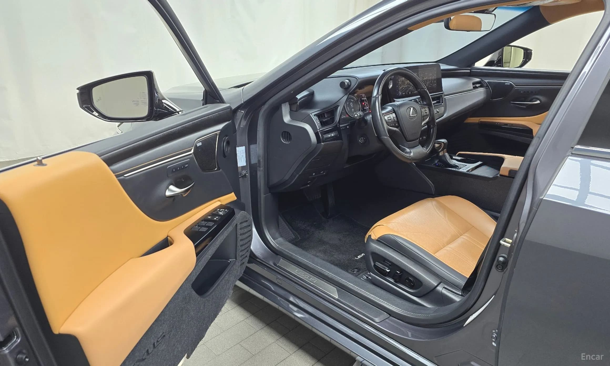 ES300h 7th Generation