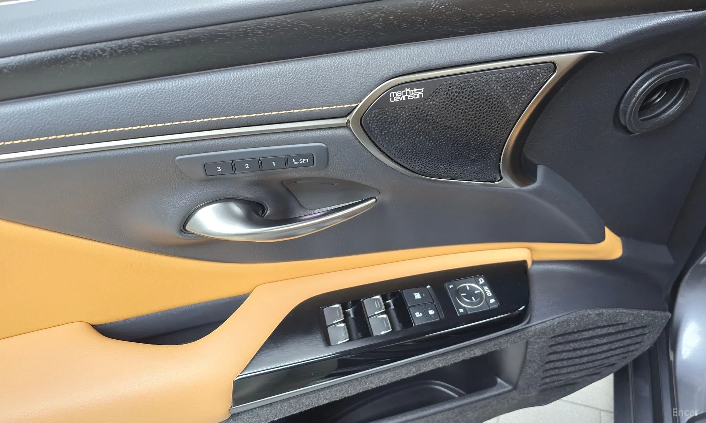 ES300h 7th Generation