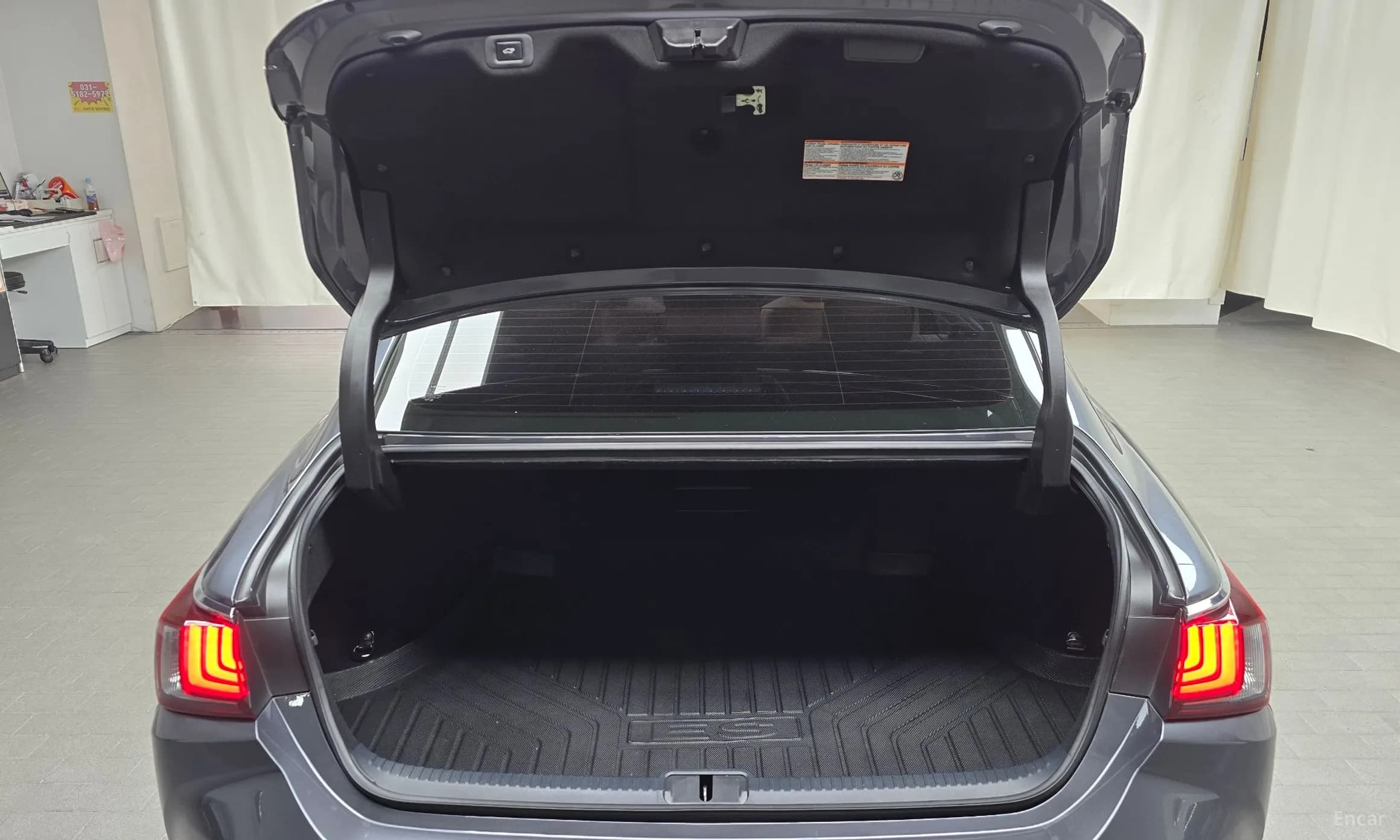 ES300h 7th Generation