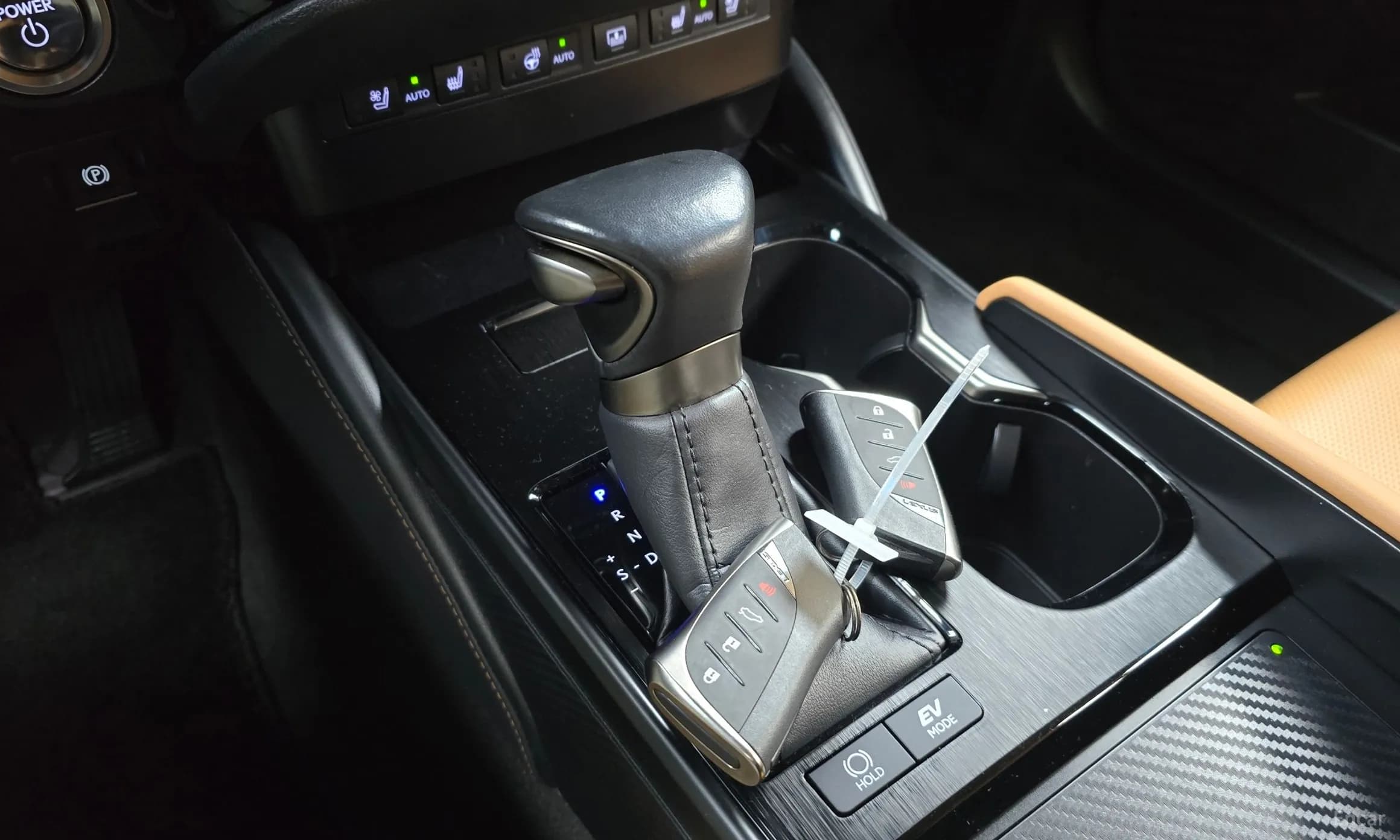 ES300h 7th Generation