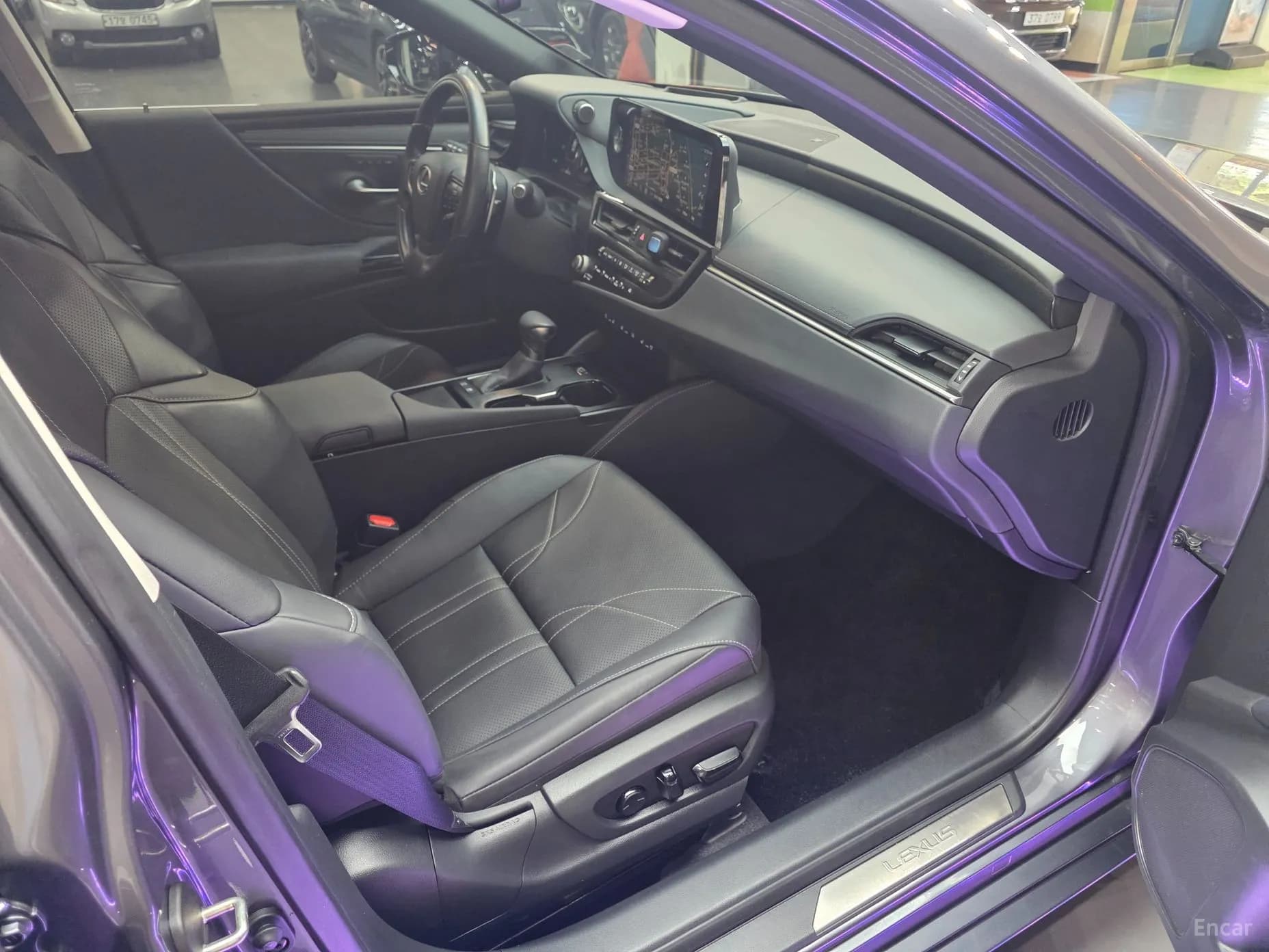 ES300h 7th Generation