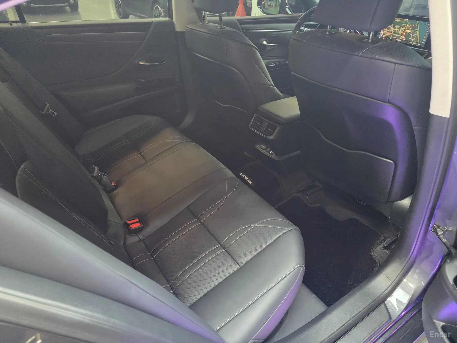 ES300h 7th Generation