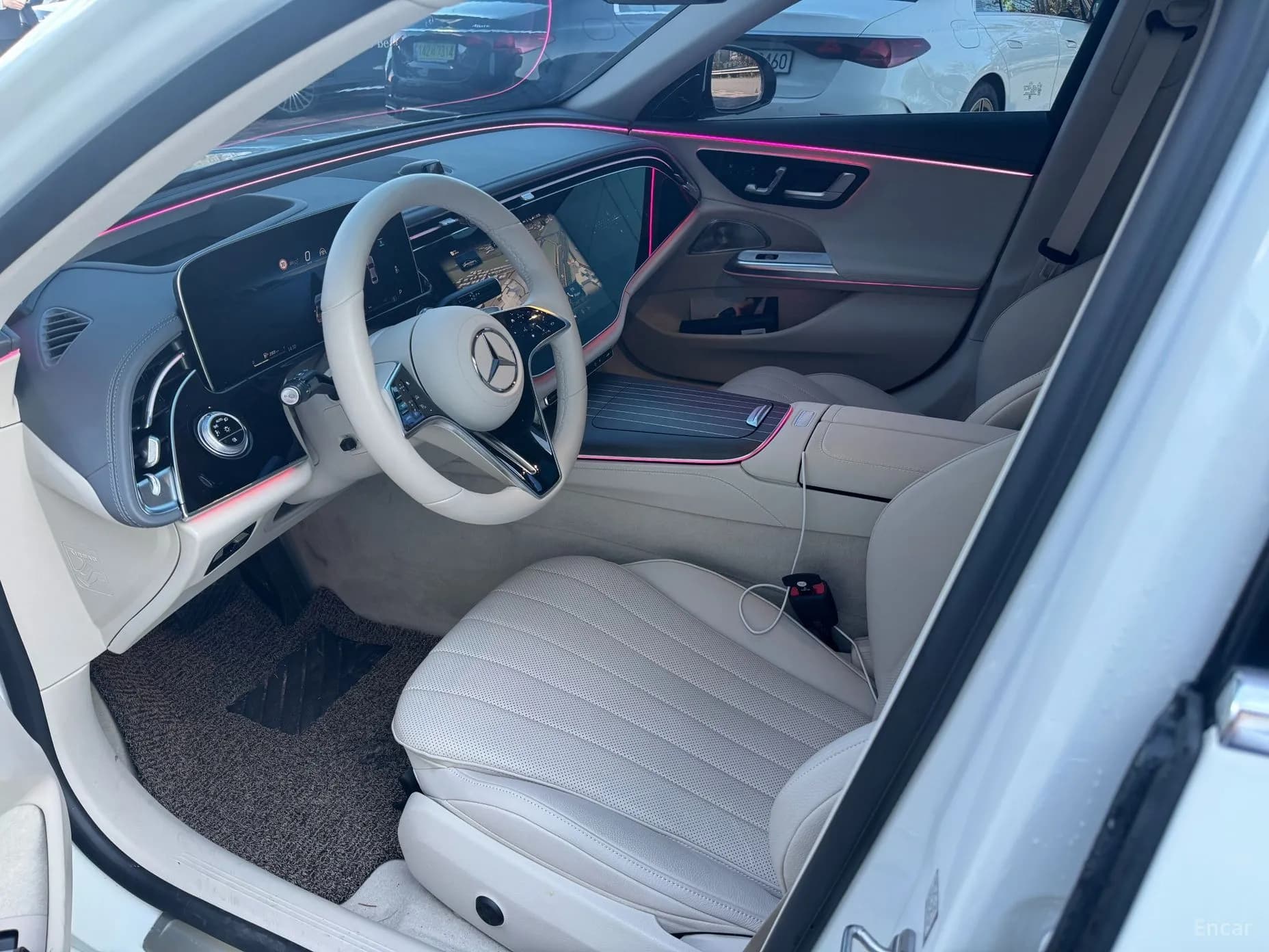 E-Class W214