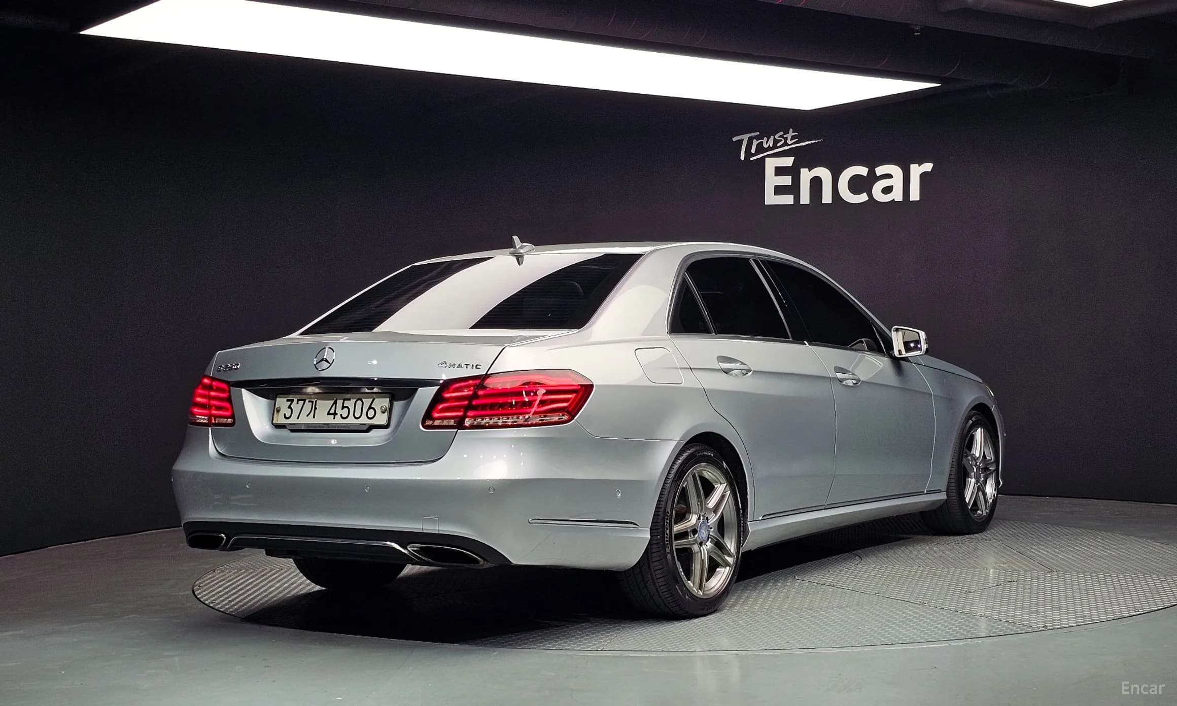 E-Class W212
