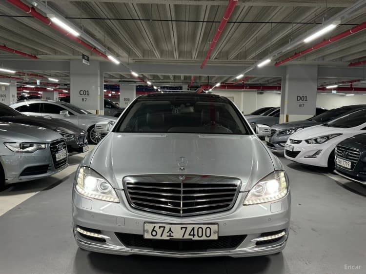 S-Class W221