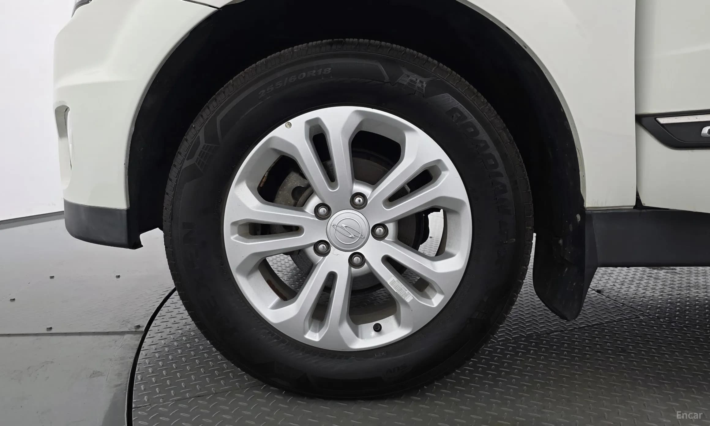 Korando Sports