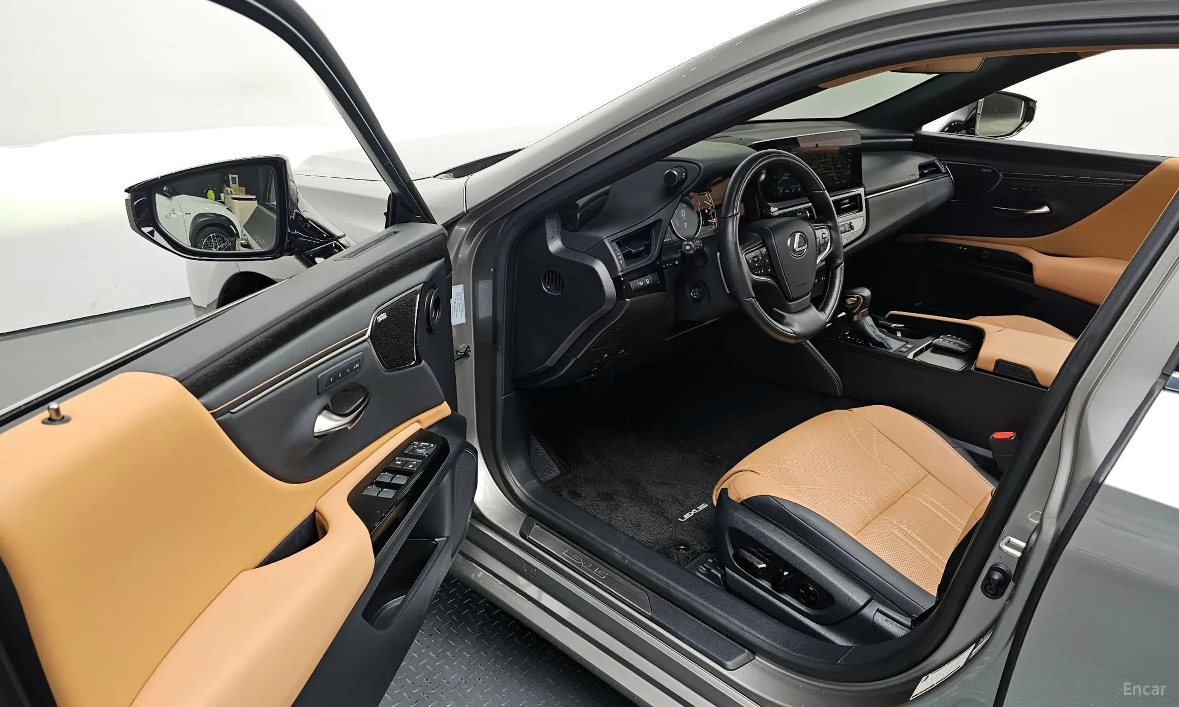 ES300h 7th Generation