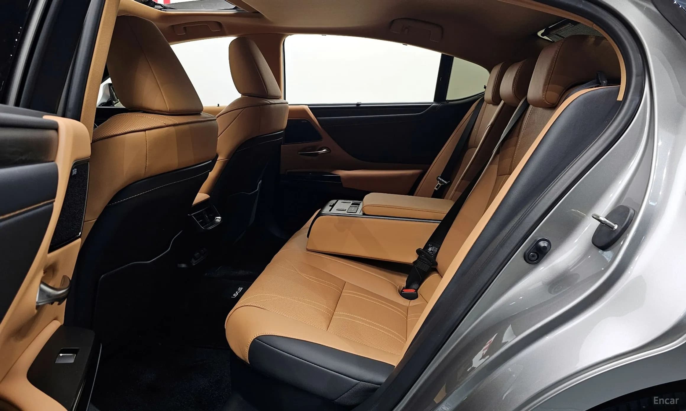 ES300h 7th Generation