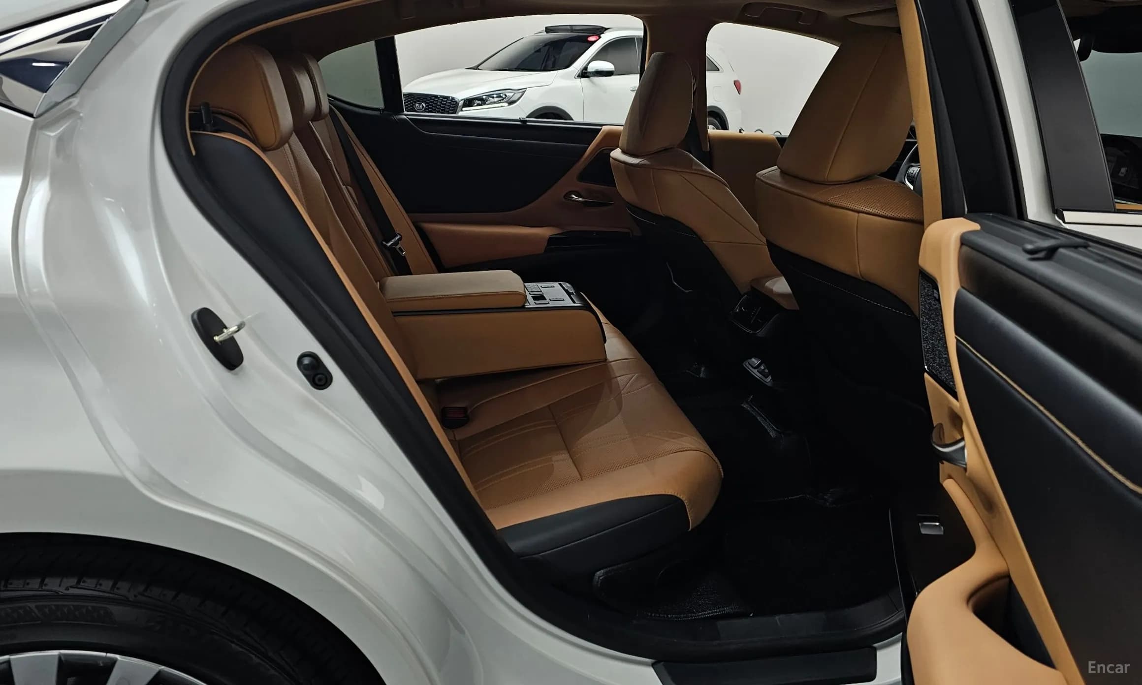 ES300h 7th Generation