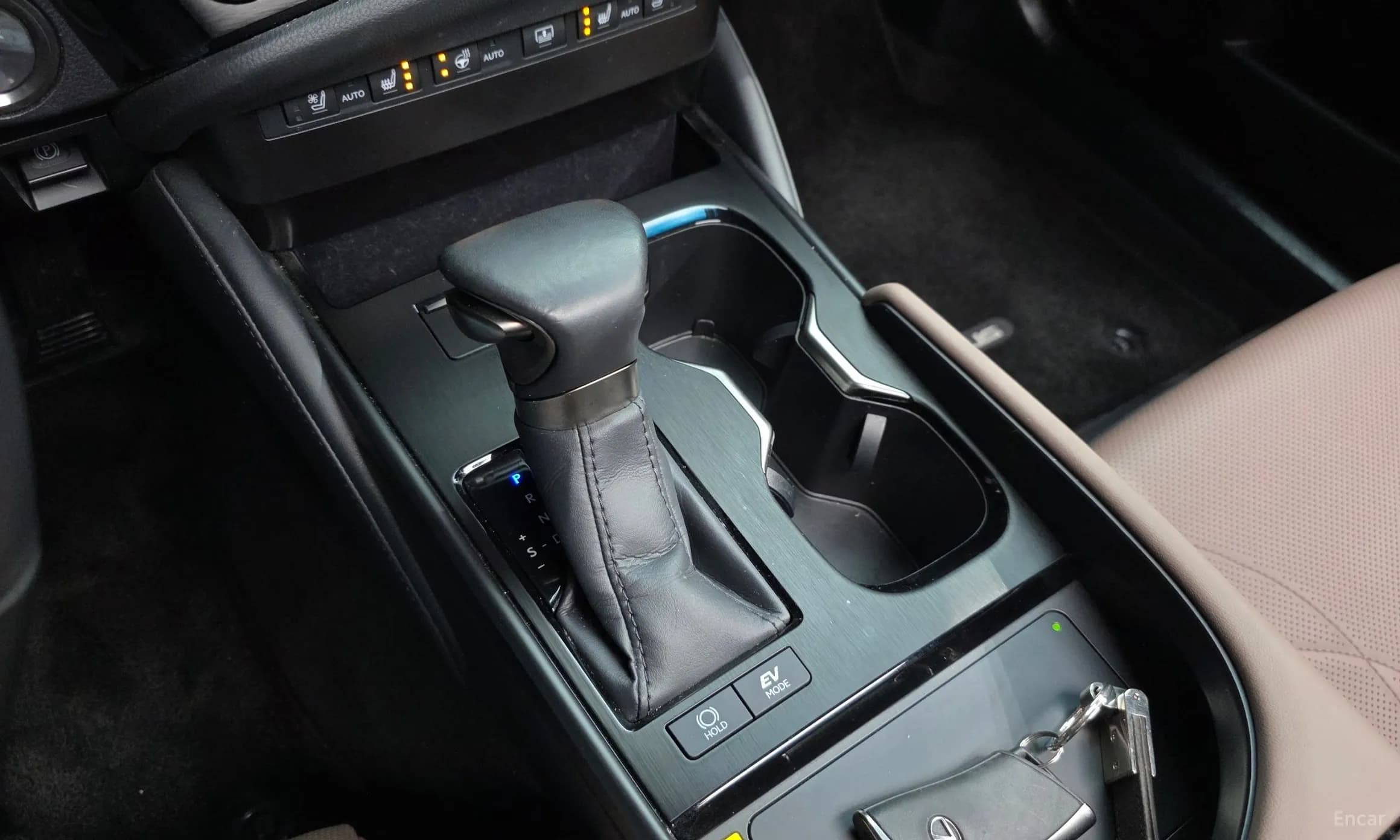 ES300h 7th Generation