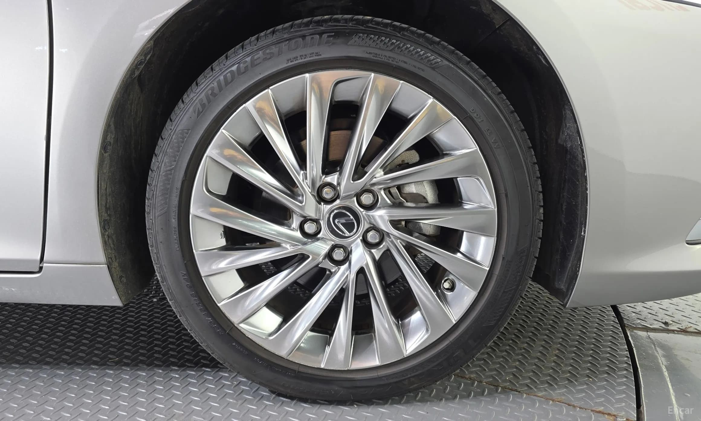 ES300h 7th Generation