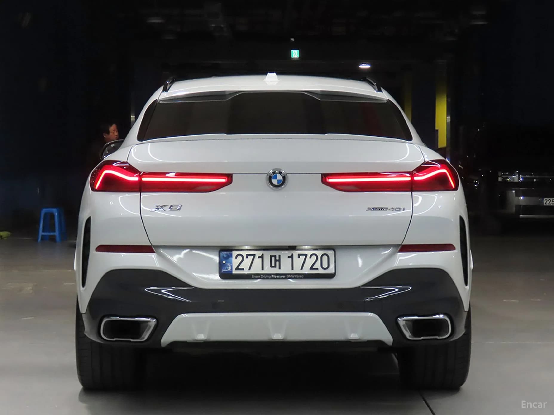 X6 (G06)