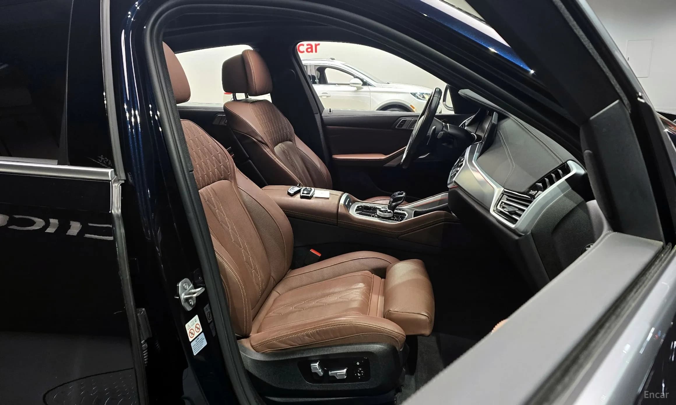 X6 (G06)
