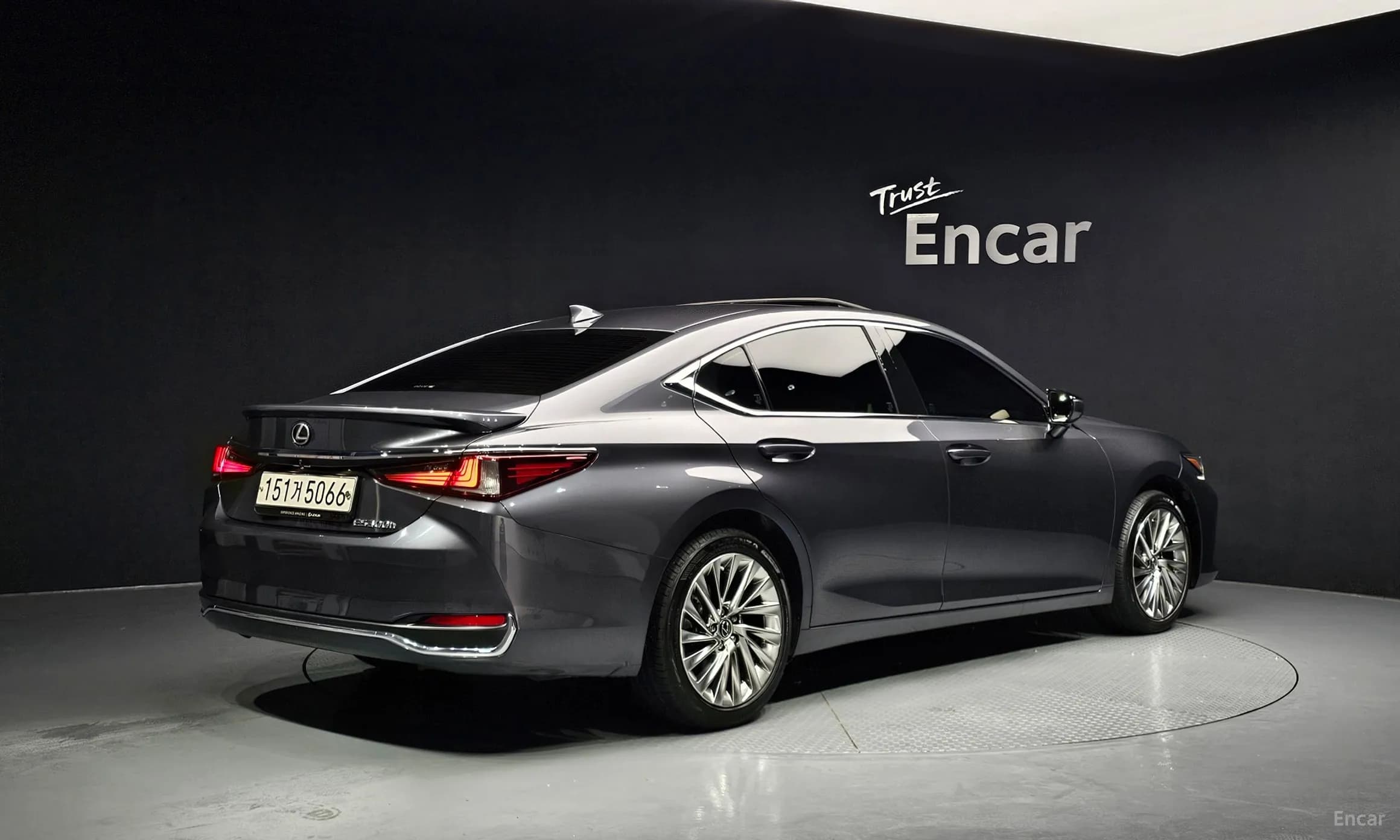 ES300h 7th Generation