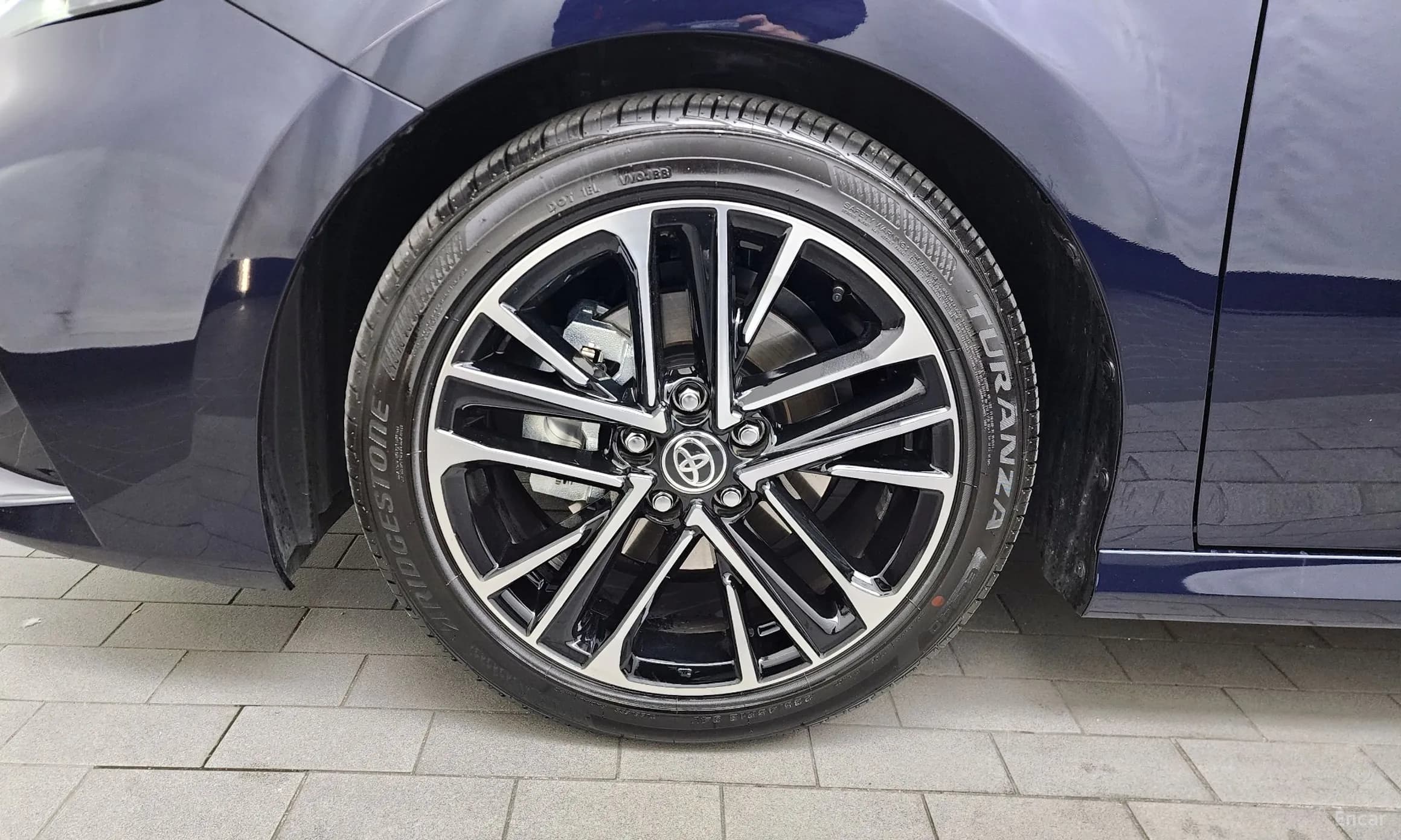 Camry (XV80)