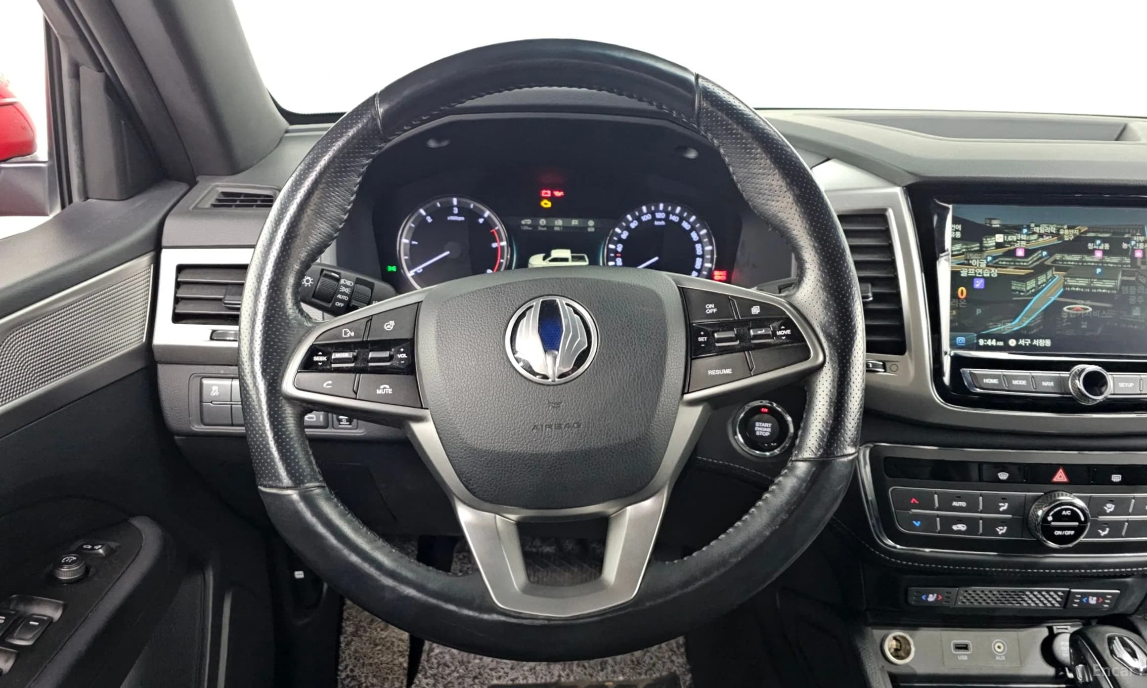 Rexton Sports Khan
