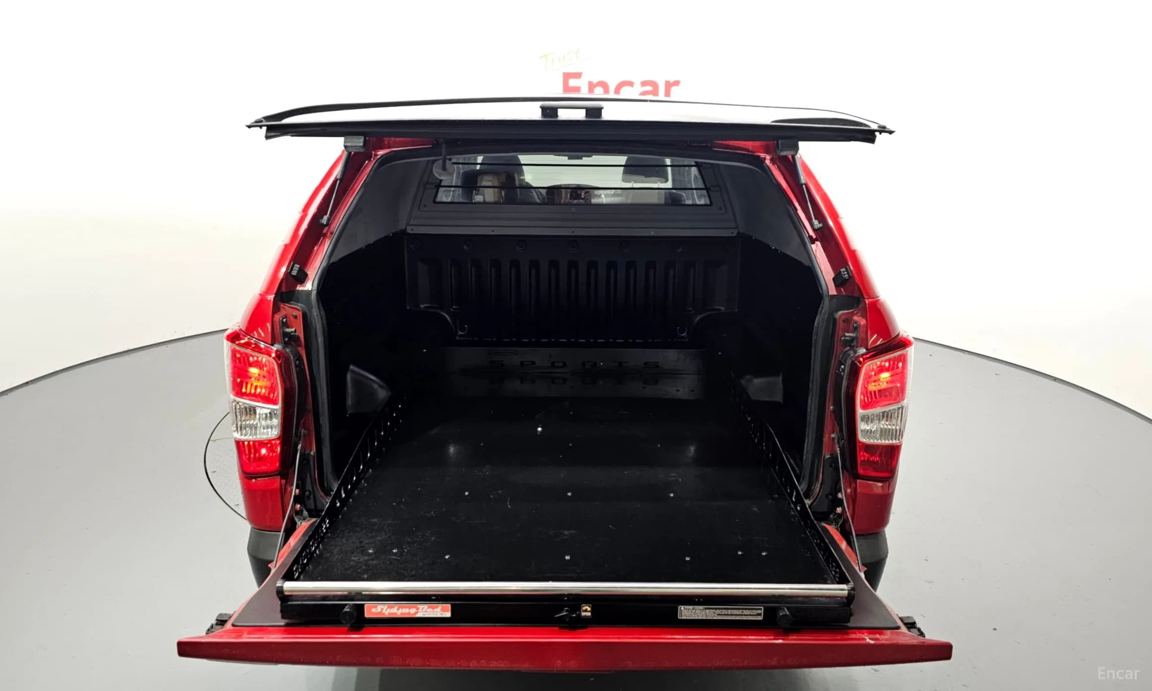 Rexton Sports Khan