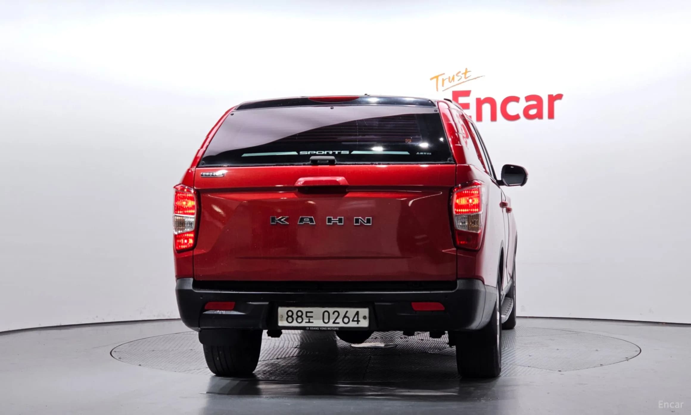 Rexton Sports Khan