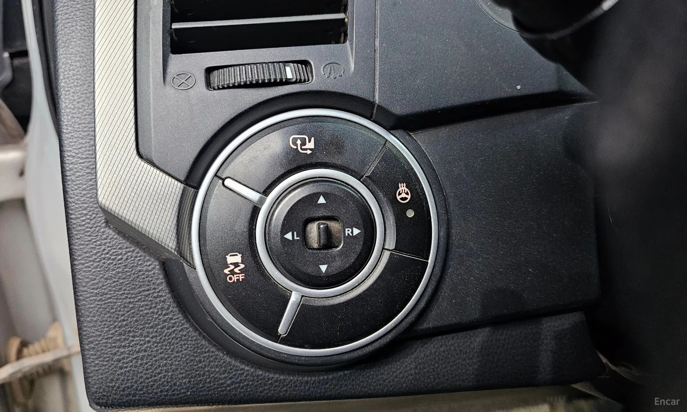 Korando Sports
