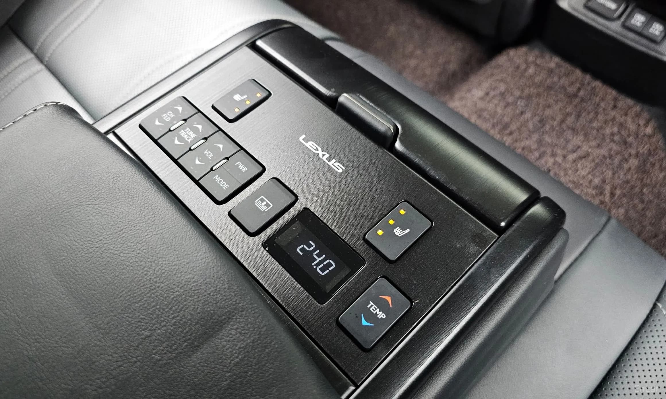 ES300h 7th Generation