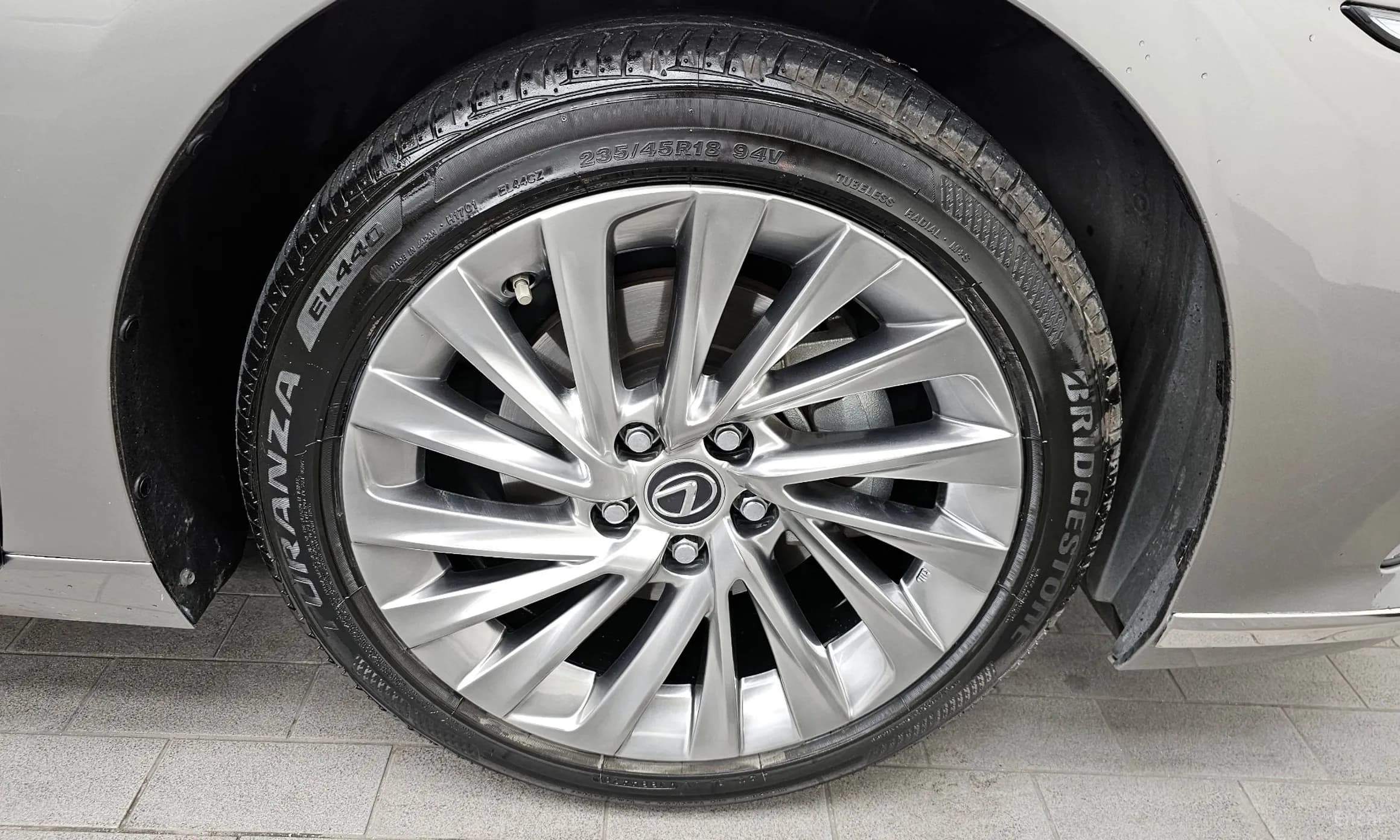 ES300h 7th Generation