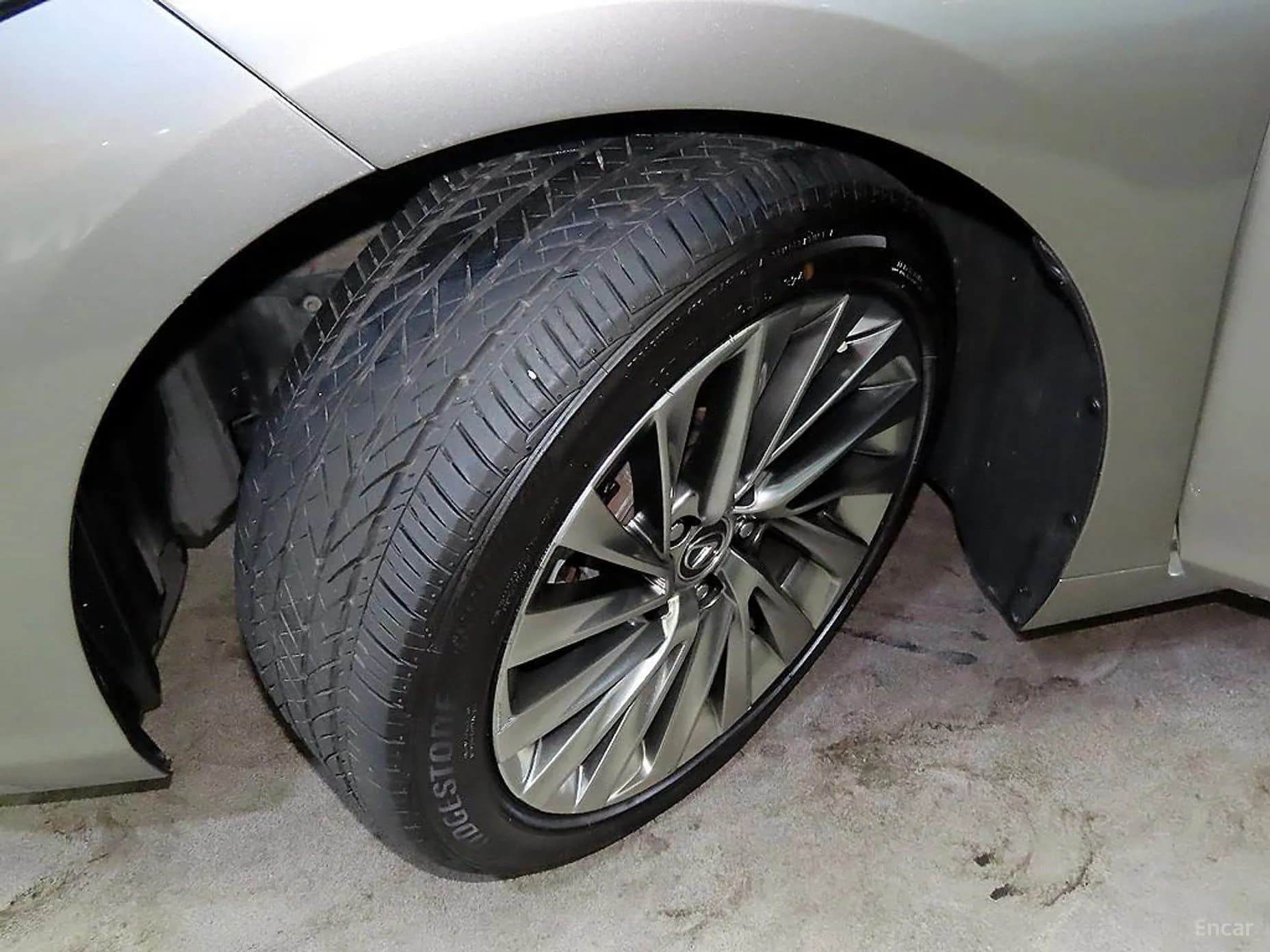 ES300h 7th Generation