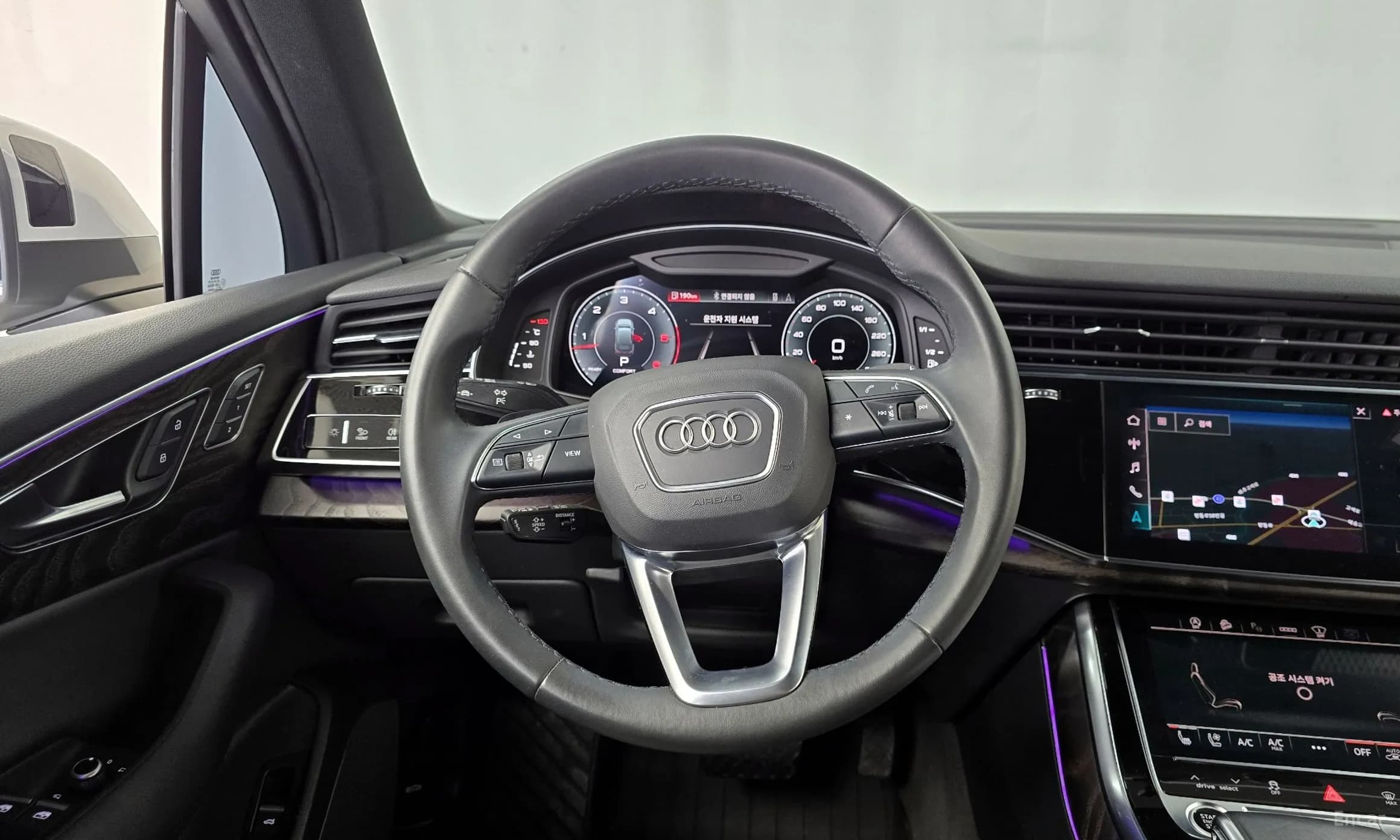 Q7 (4M)