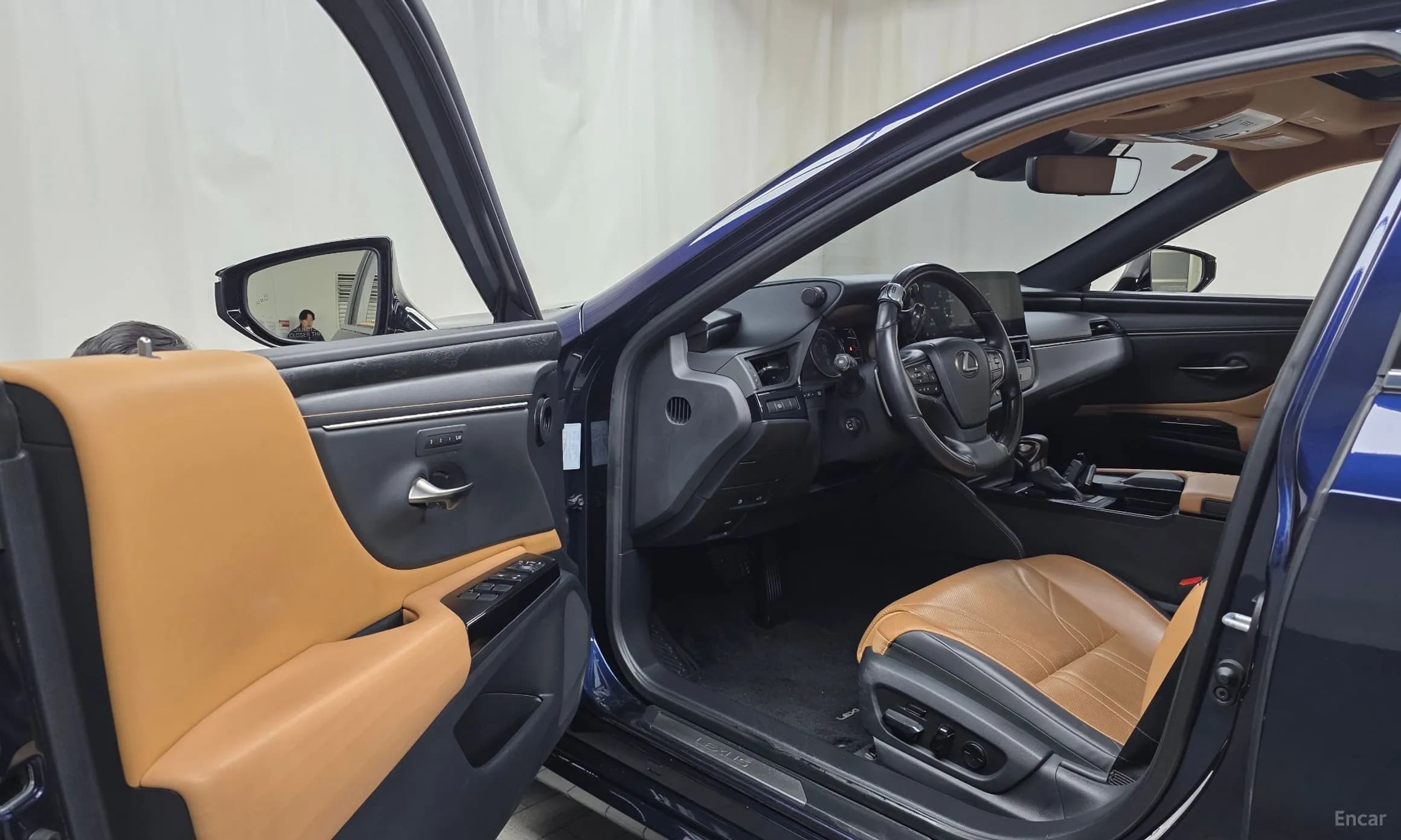 ES300h 7th Generation