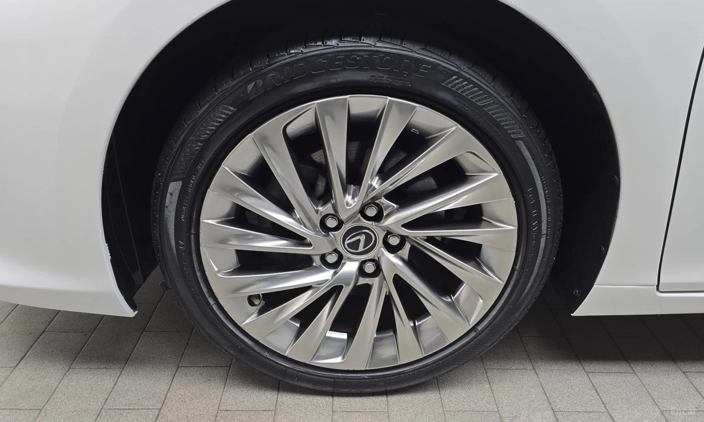 ES300h 7th Generation