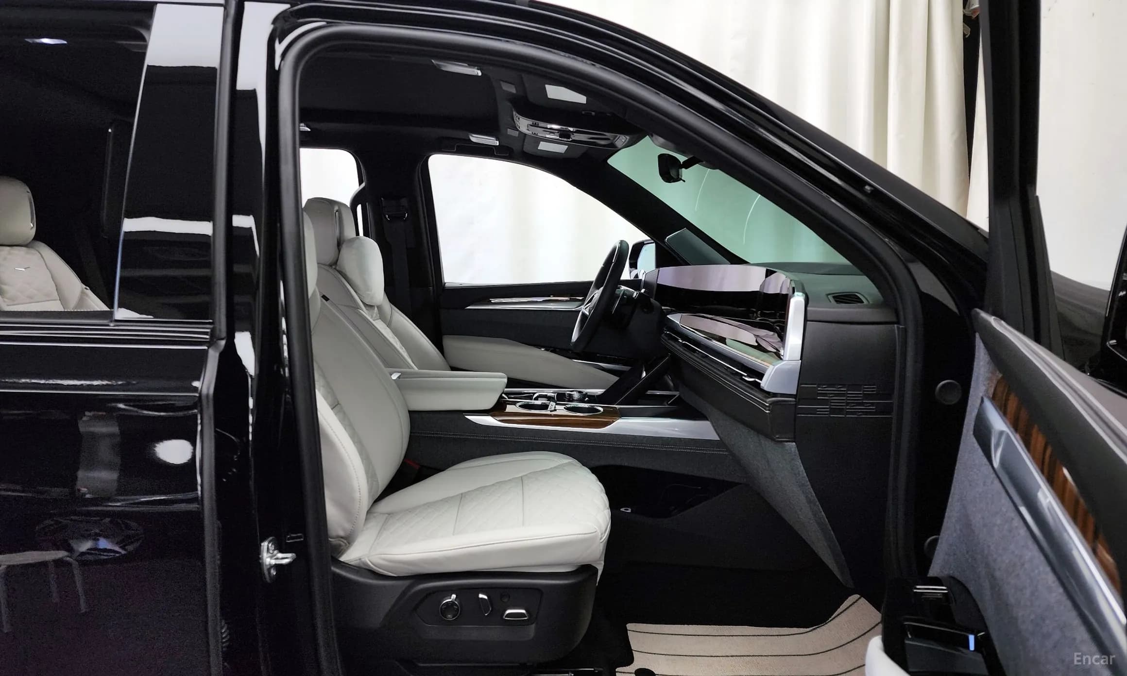 Escalade 5th Generation