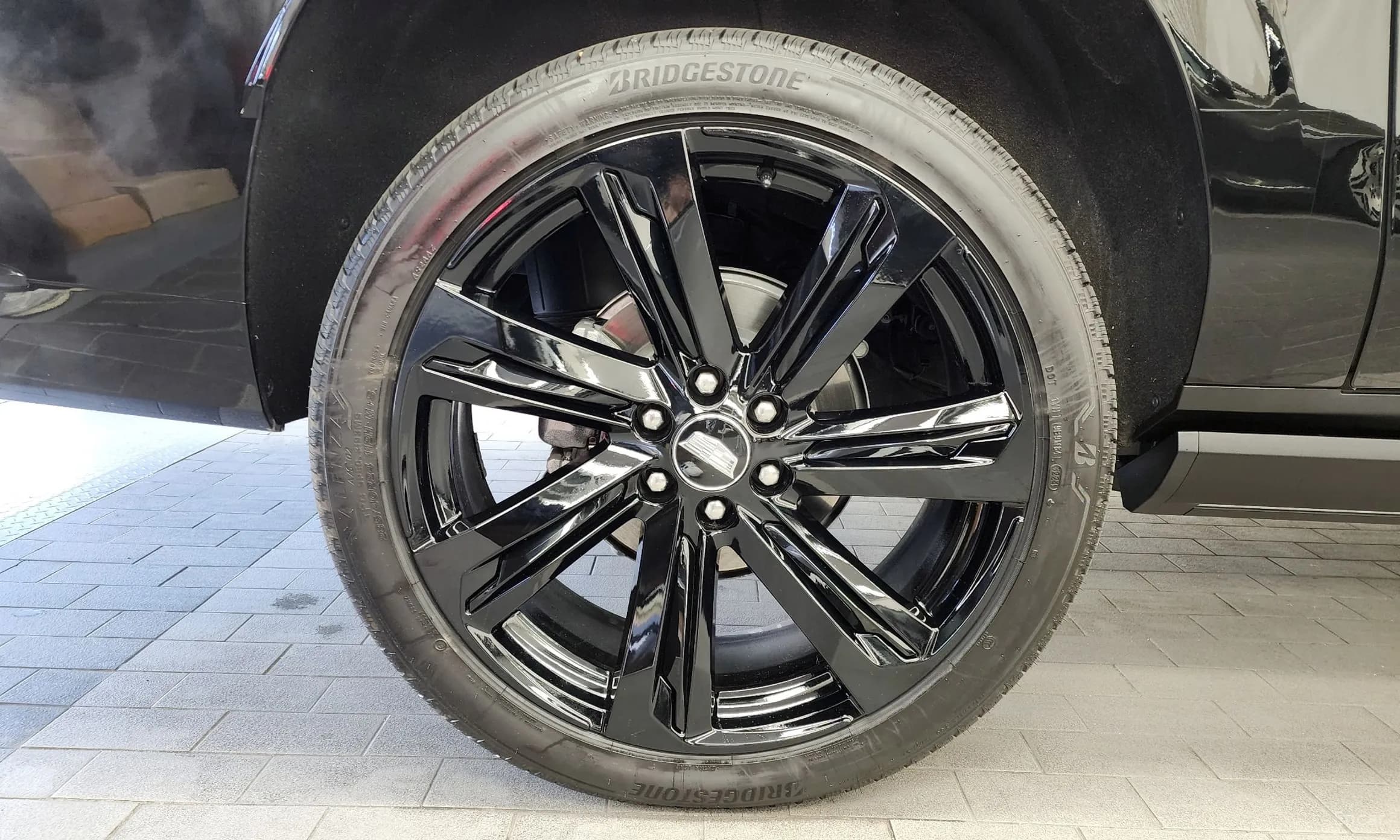 Escalade 5th Generation