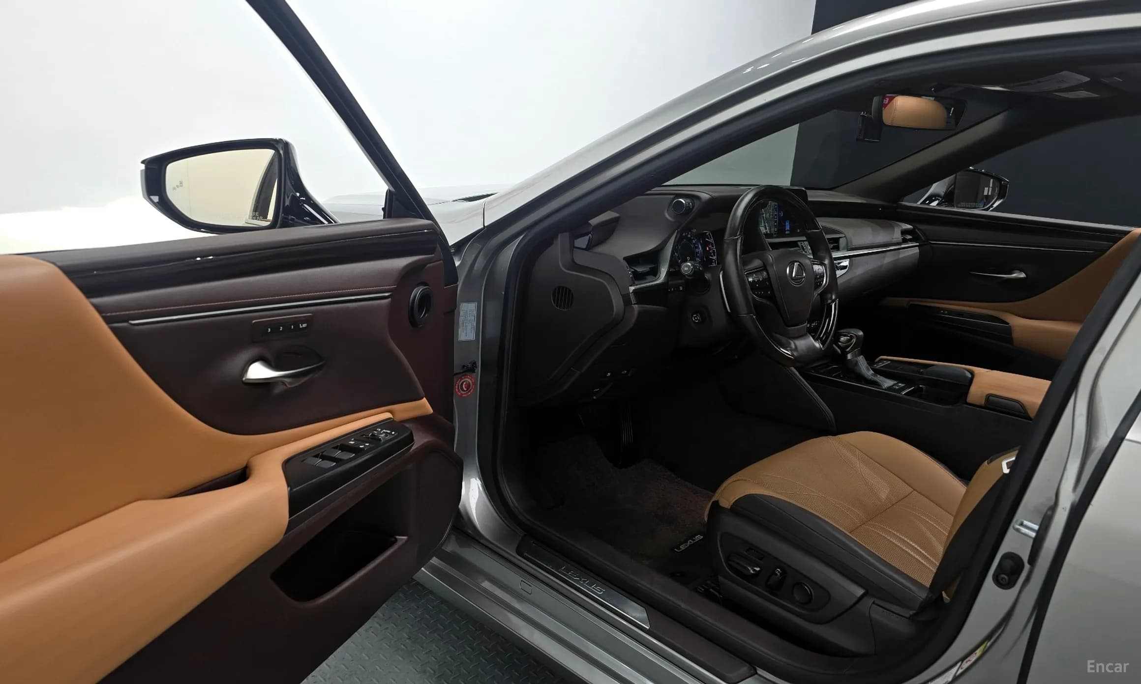 ES300h 7th Generation