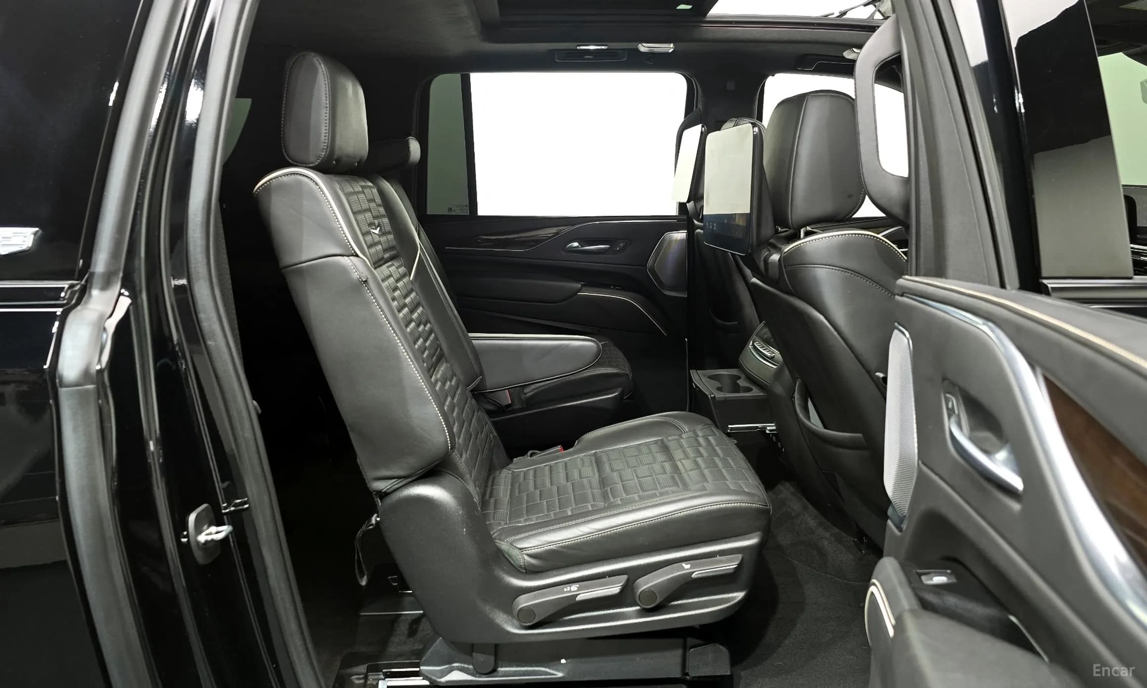 Escalade 5th Generation