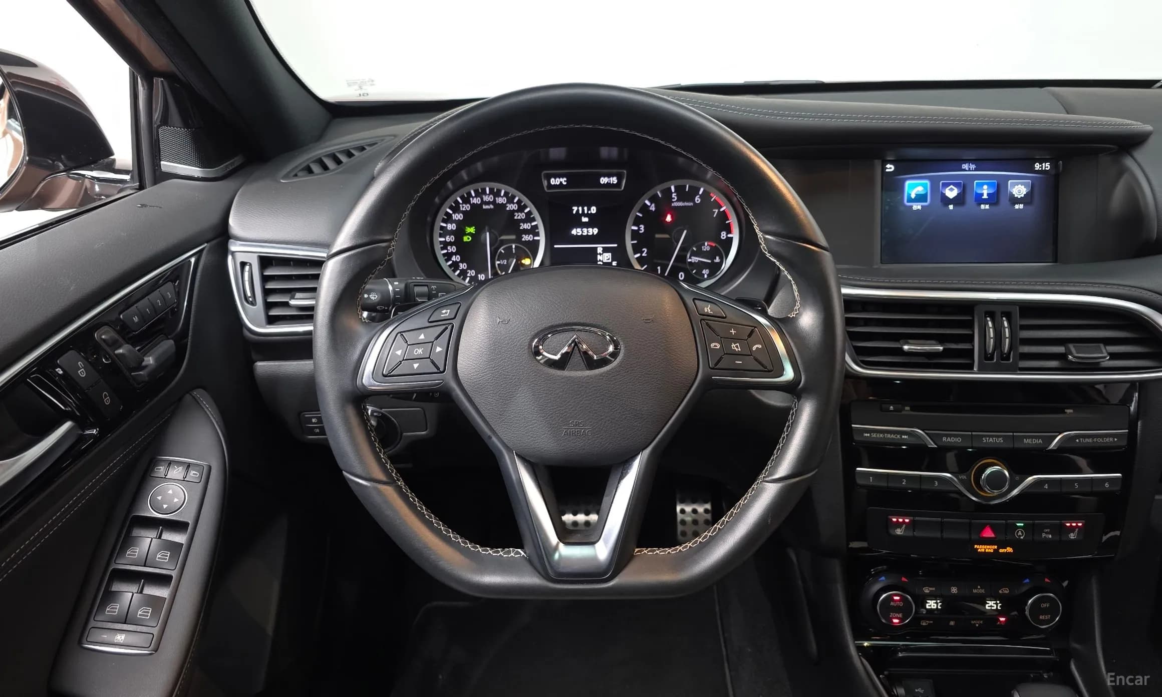 Q30
