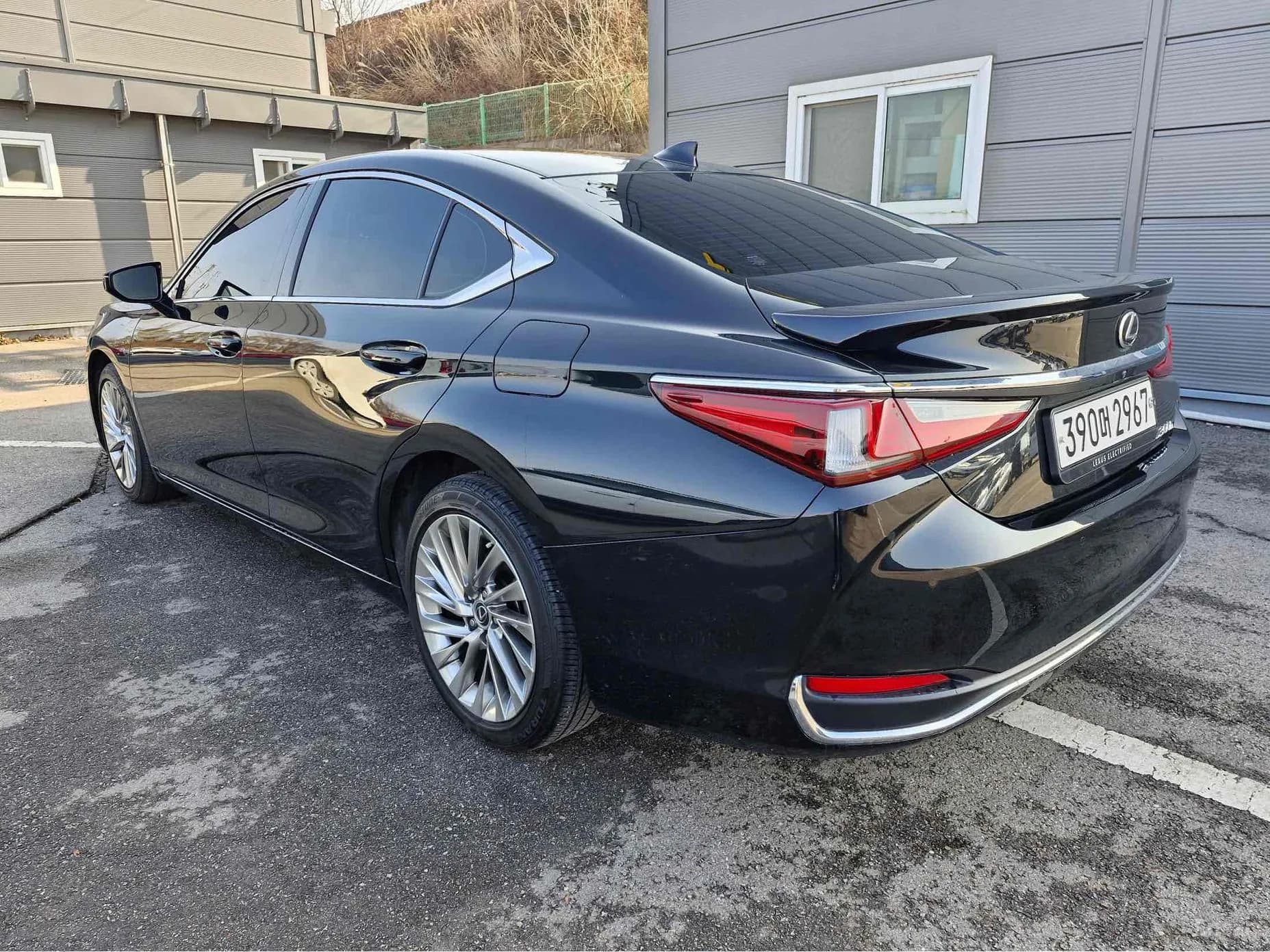 ES300h 7th Generation