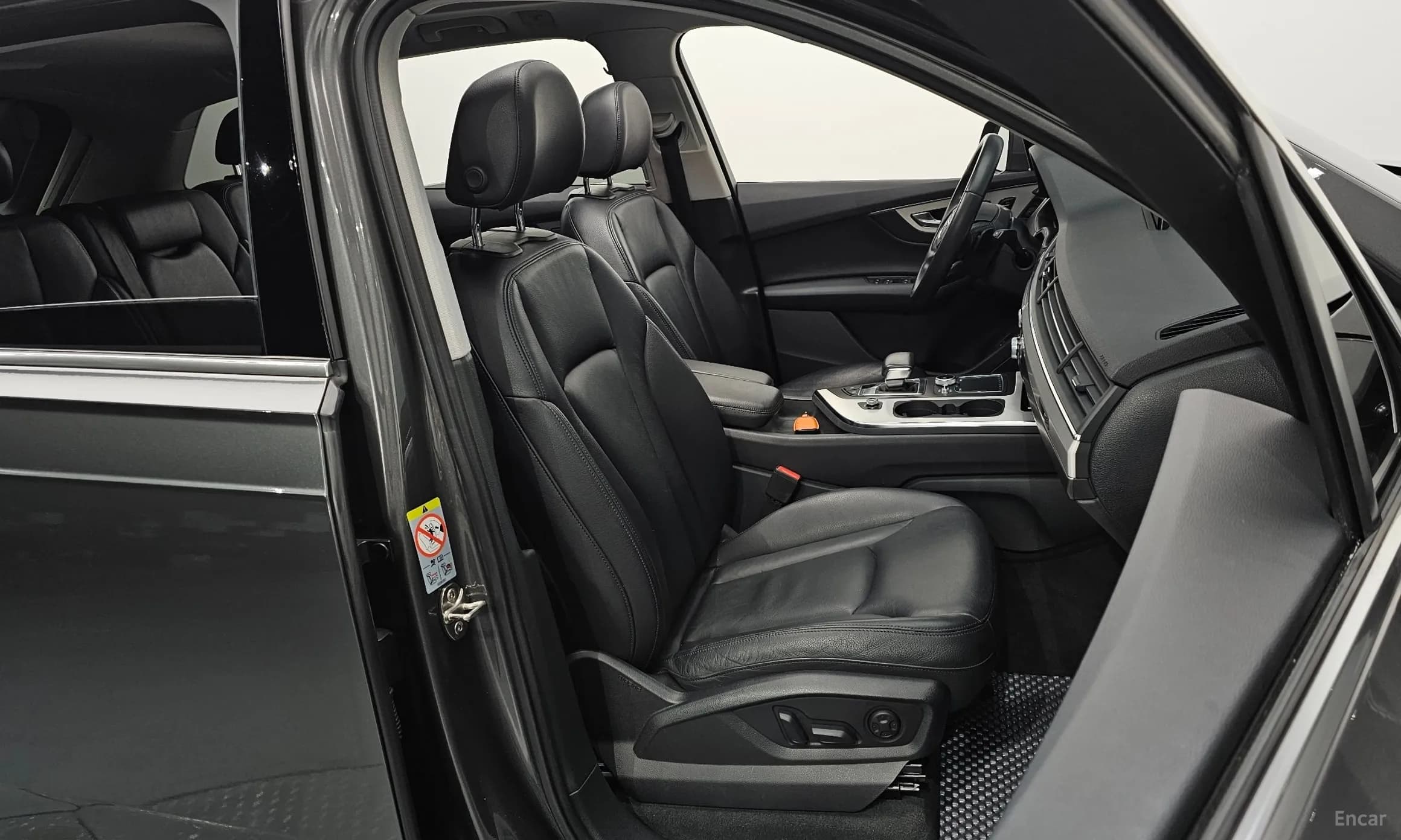 Q7 (4M)