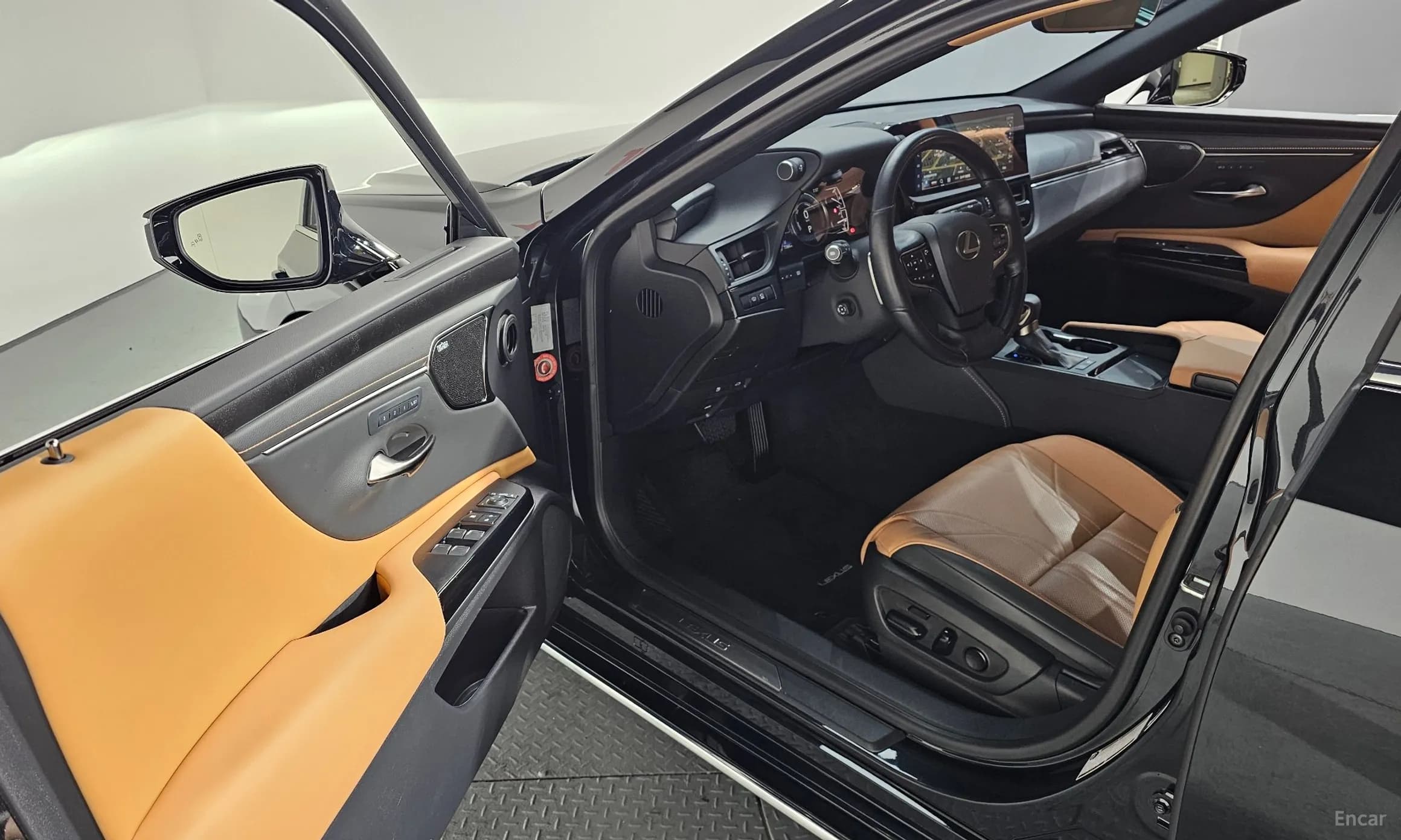 ES300h 7th Generation